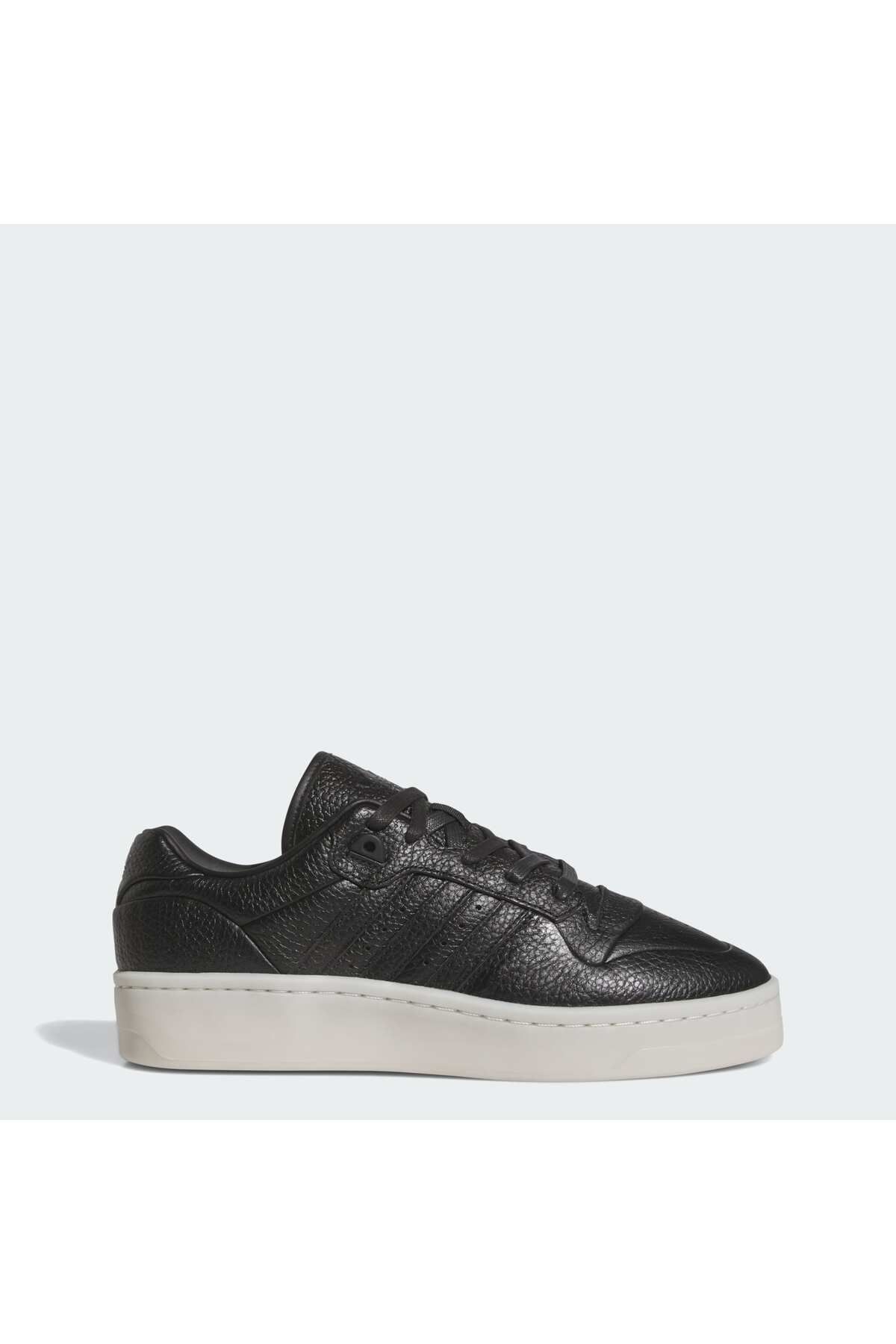 کفش های پایین رقابتی لوکس adidas