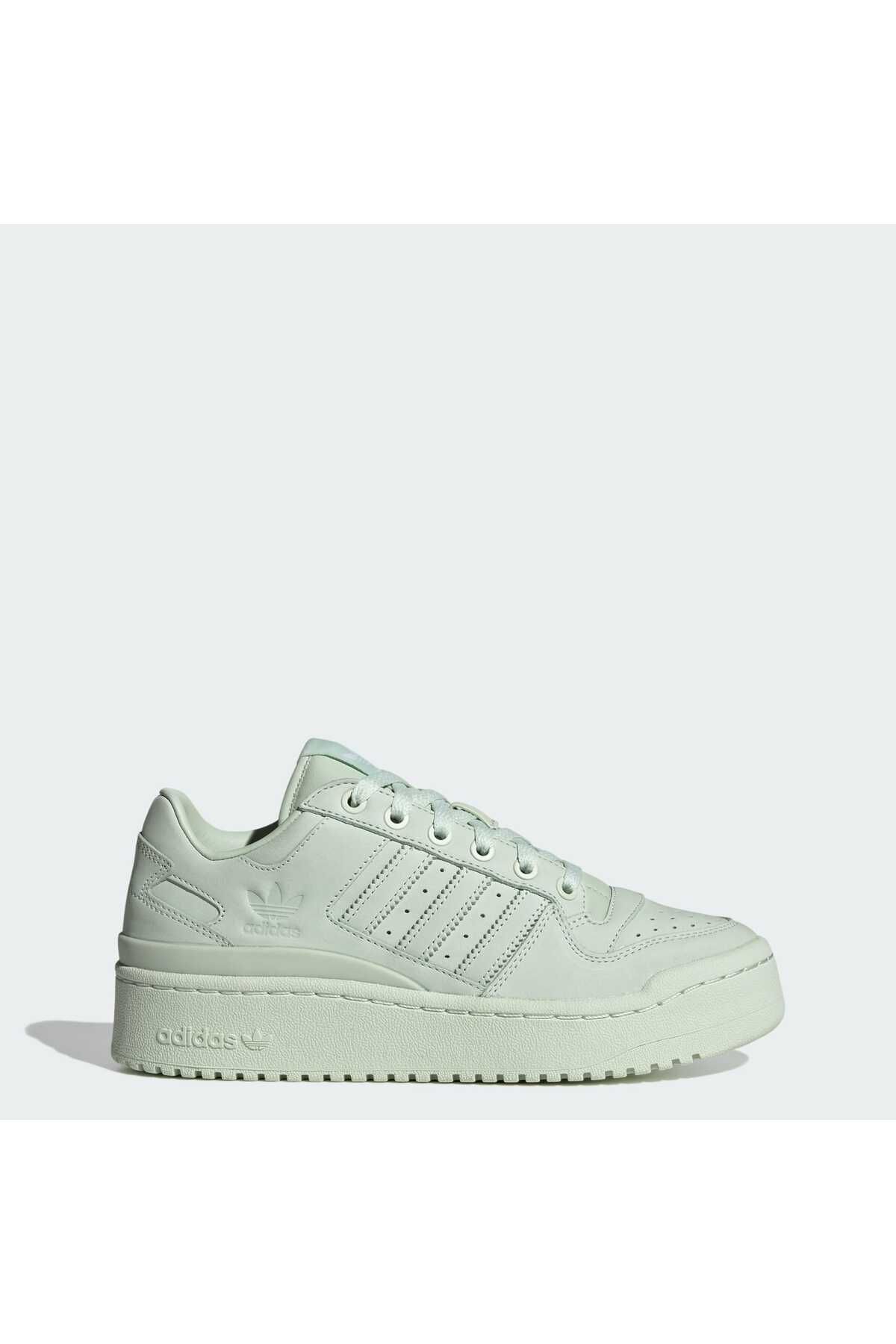 انجمن کفش های پررنگ adidas