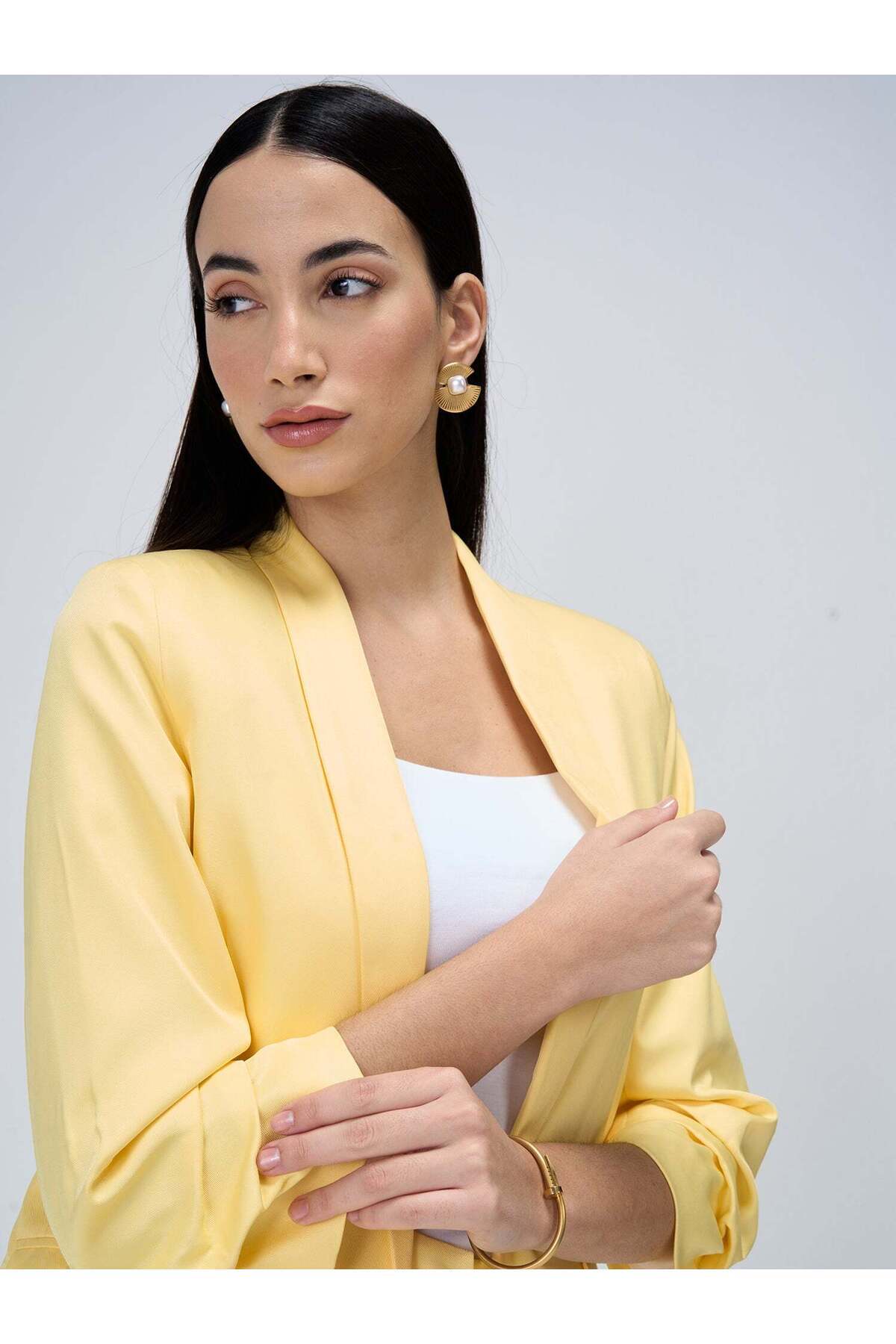 Salt Attire-بليزر نسائي مصمم خصيصًا مثالي للعمل والمناسبات الرسمية والأعمال التجارية والارتداء على طبقات متعددة دون عناء 1