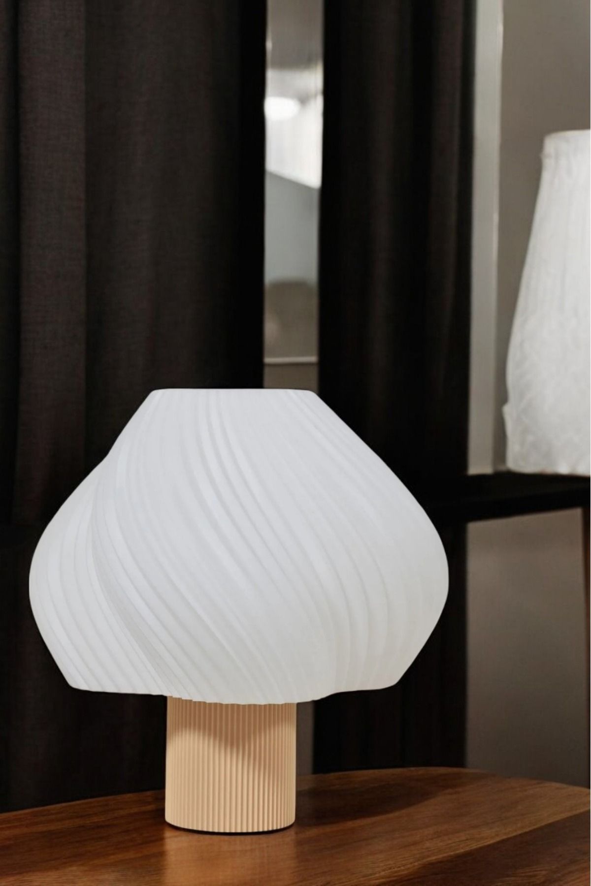 Lasirius-Modern Design Table Lamp, Fashionable and Functional Lighting, Aura Modern Lamp, Bedside Table Lampshade 4