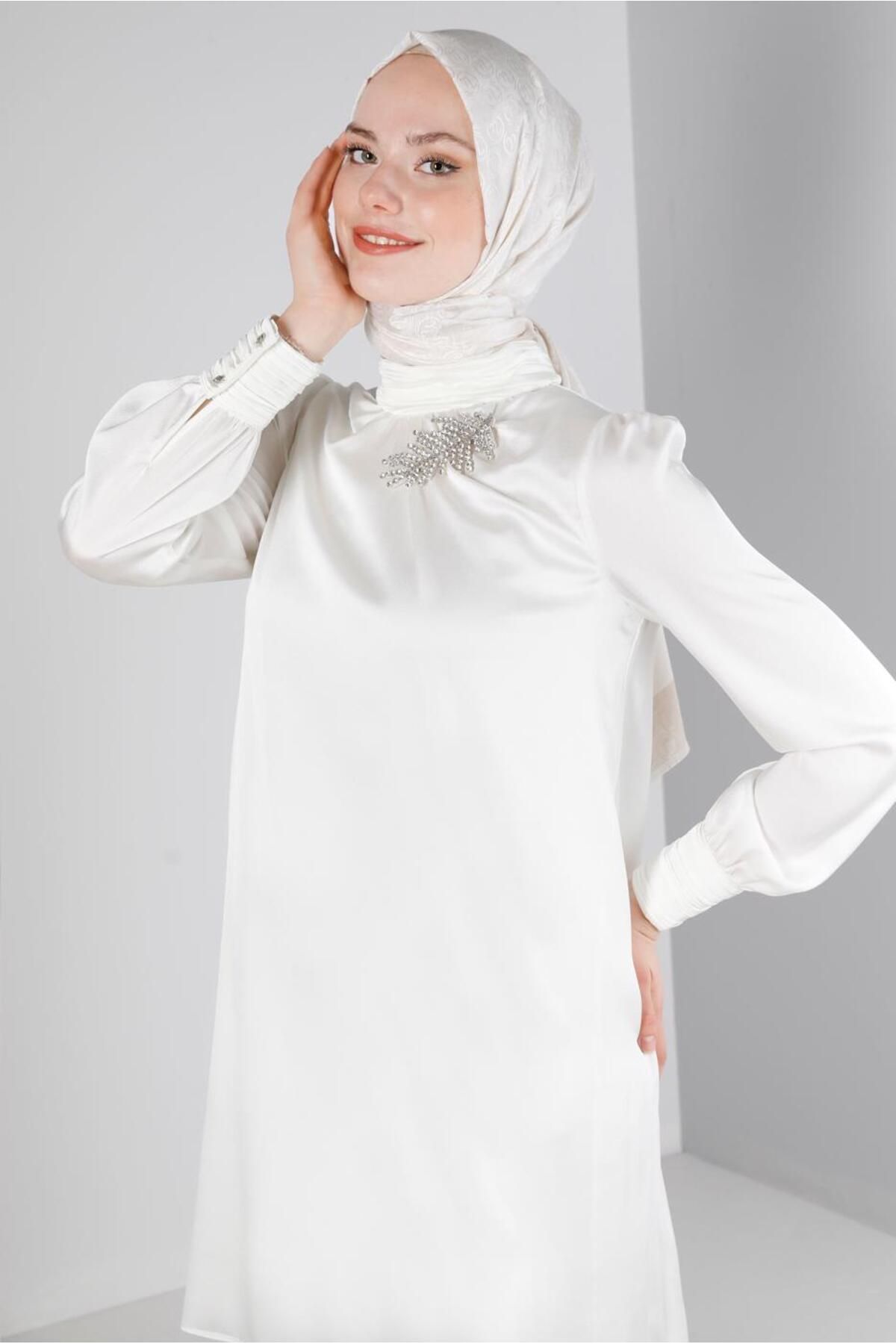 جزییات لوازم جانبی تونیک ساتن 43523 Alvina