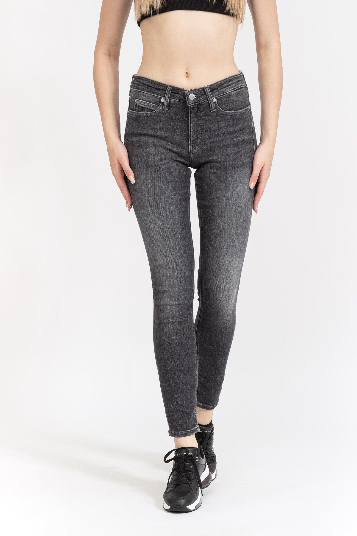 Calvin Klein Mid Rise Skinny Kadın Jean Pantolon