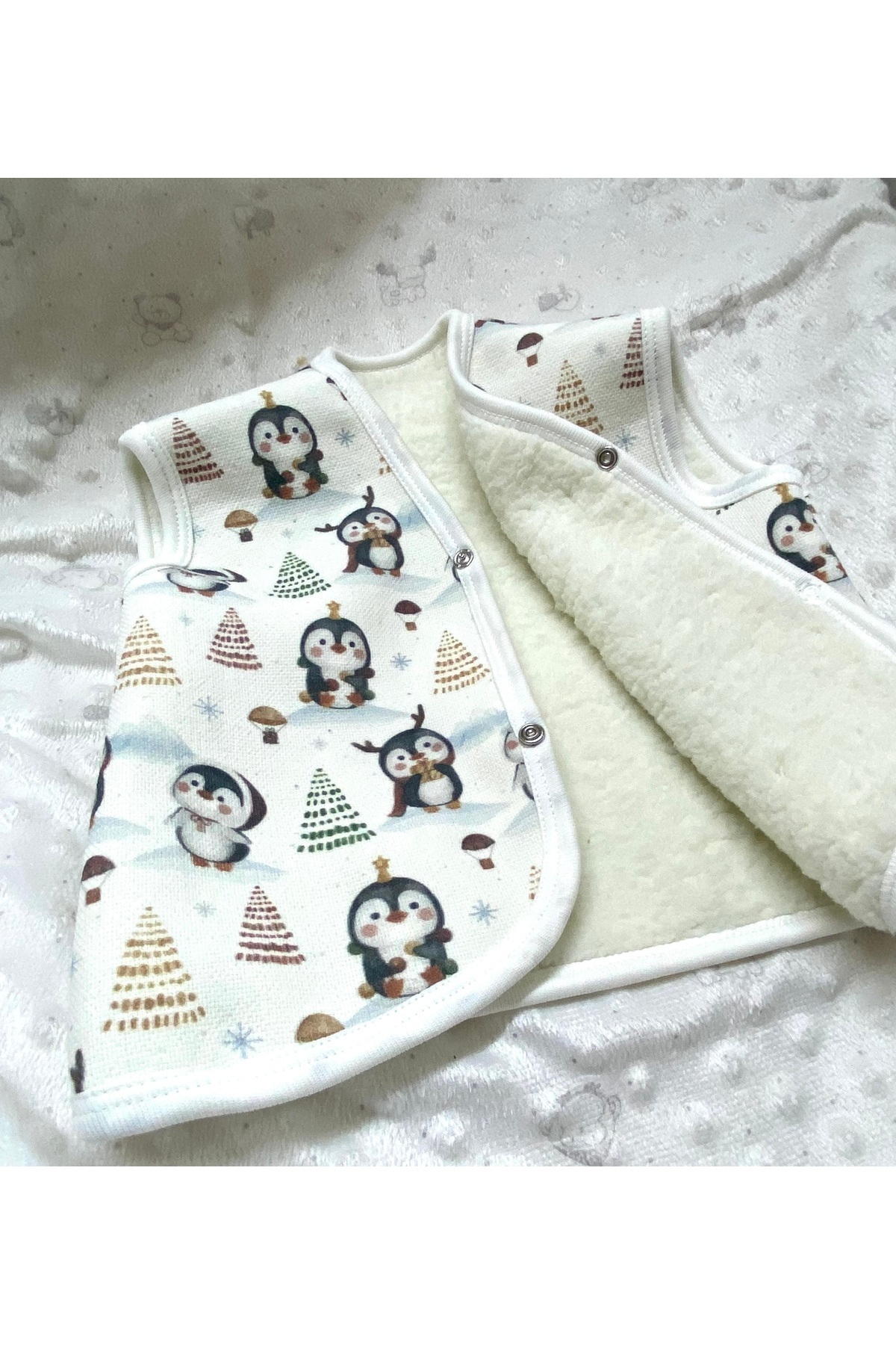 Tiny World SEVİMLİ PENGUEN BASKILI İÇİ WELSOFT BEBEK YELEĞİ fotoğrafı 2 (önizleme)