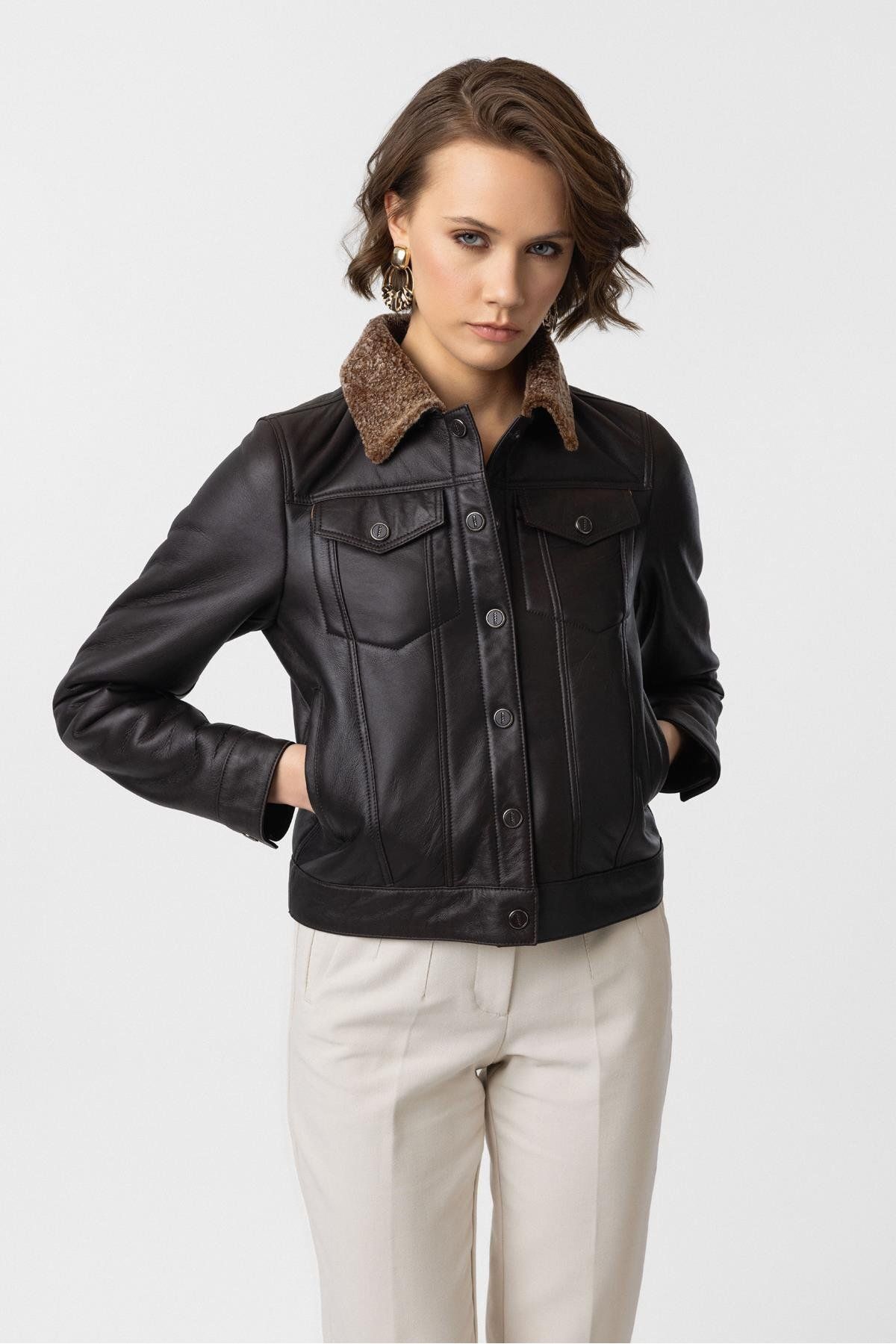 Deriderim-Coffee Iris Sleeves and Inner Size Lamb Fur Women's Coat 2