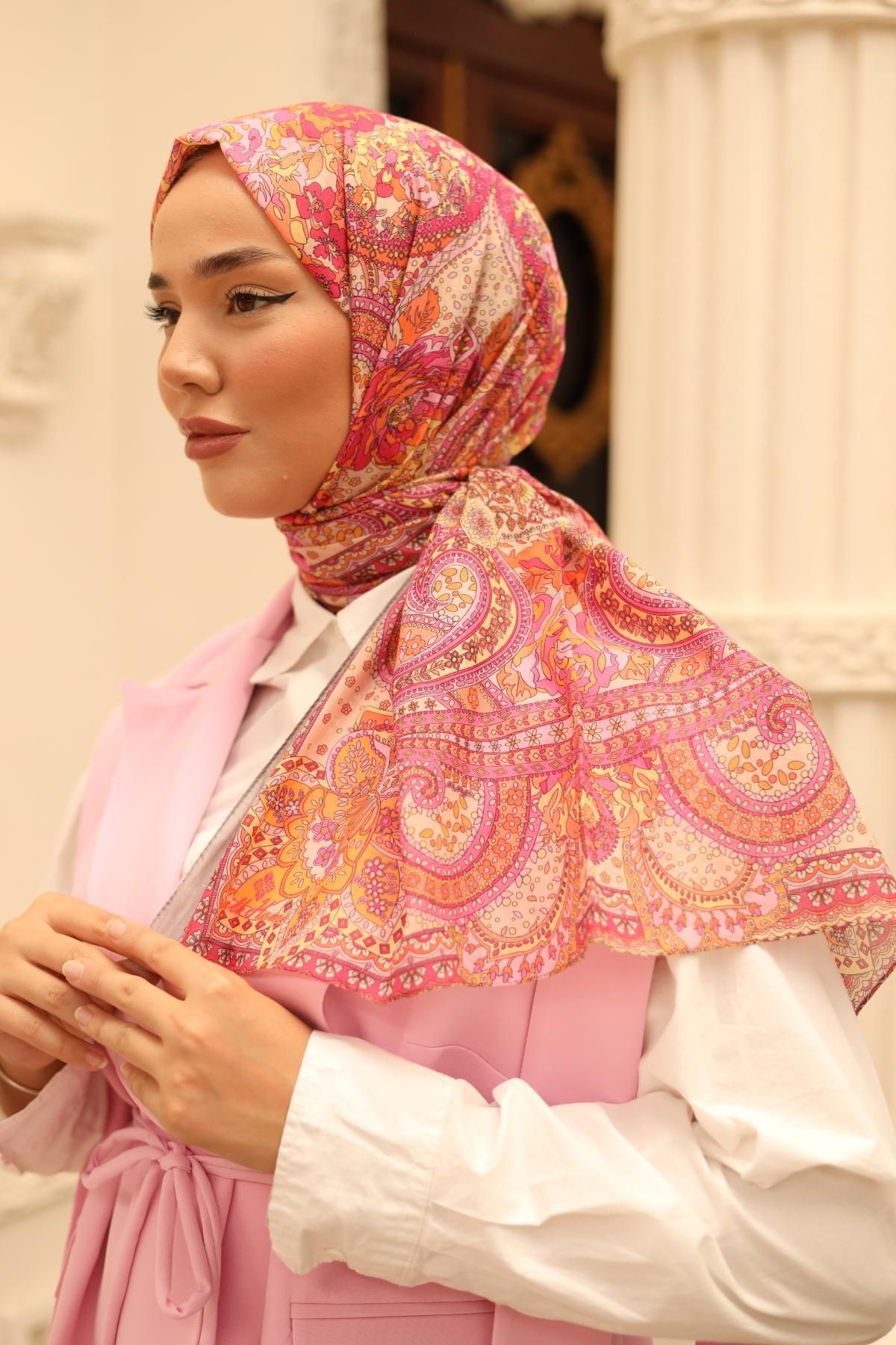 Silk Home-Nariya Shawl Model 90001-44 3