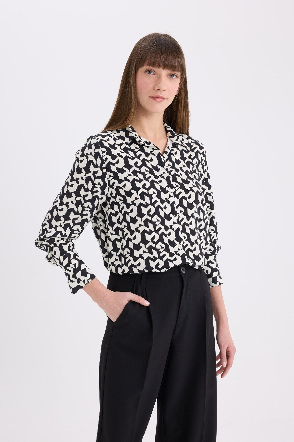 DeFacto-Bedrucktes Langarmshirt mit normaler Passform I8266az25sp 3