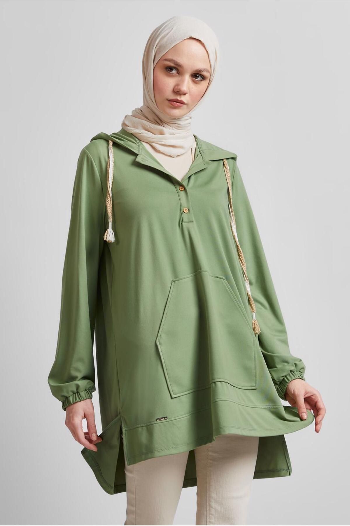 تونیک ورزشی کلاه دار 45472 Alvina