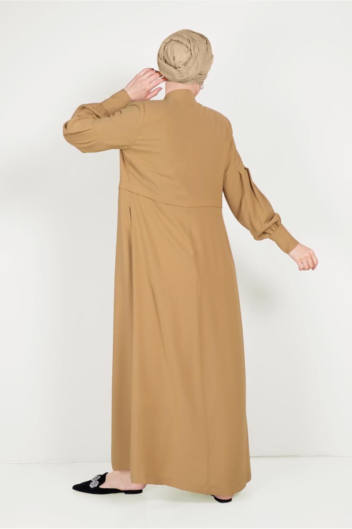 Alvina-10195 Model Buttoned Judge Collar 3
