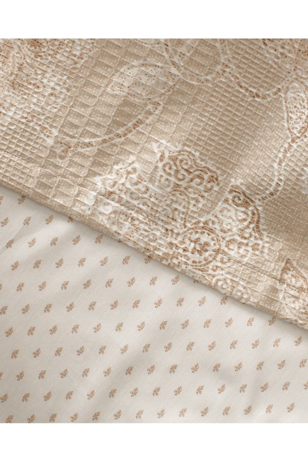 Madame Coco-Berne King Size Baumwoll-Ecocell-Piqué-Set mit Print - Beige 6