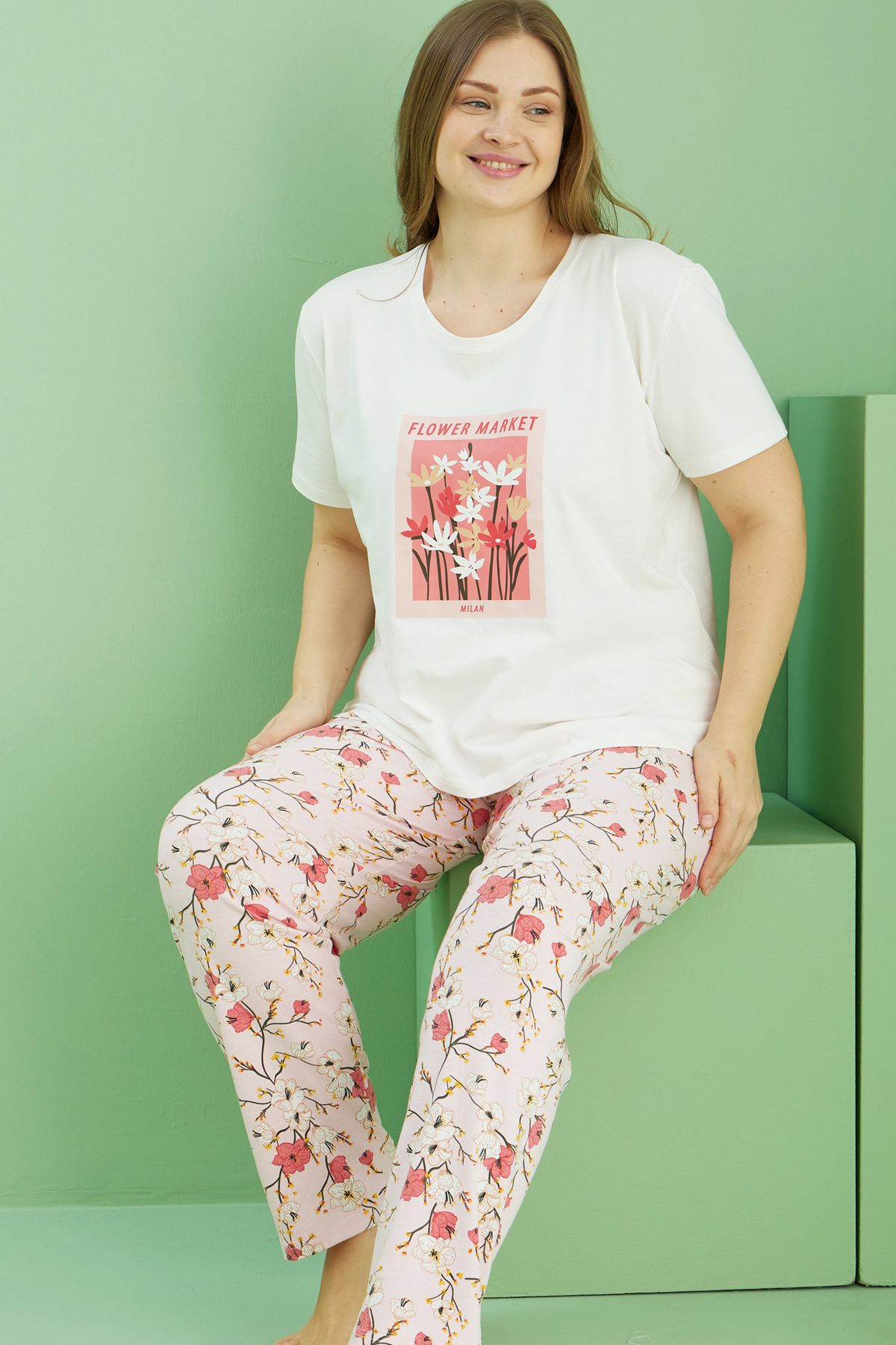 Siyah İnci-Ecru Patterned Curve Plus Size Oversize Cotton Pajama Set 25113753 1