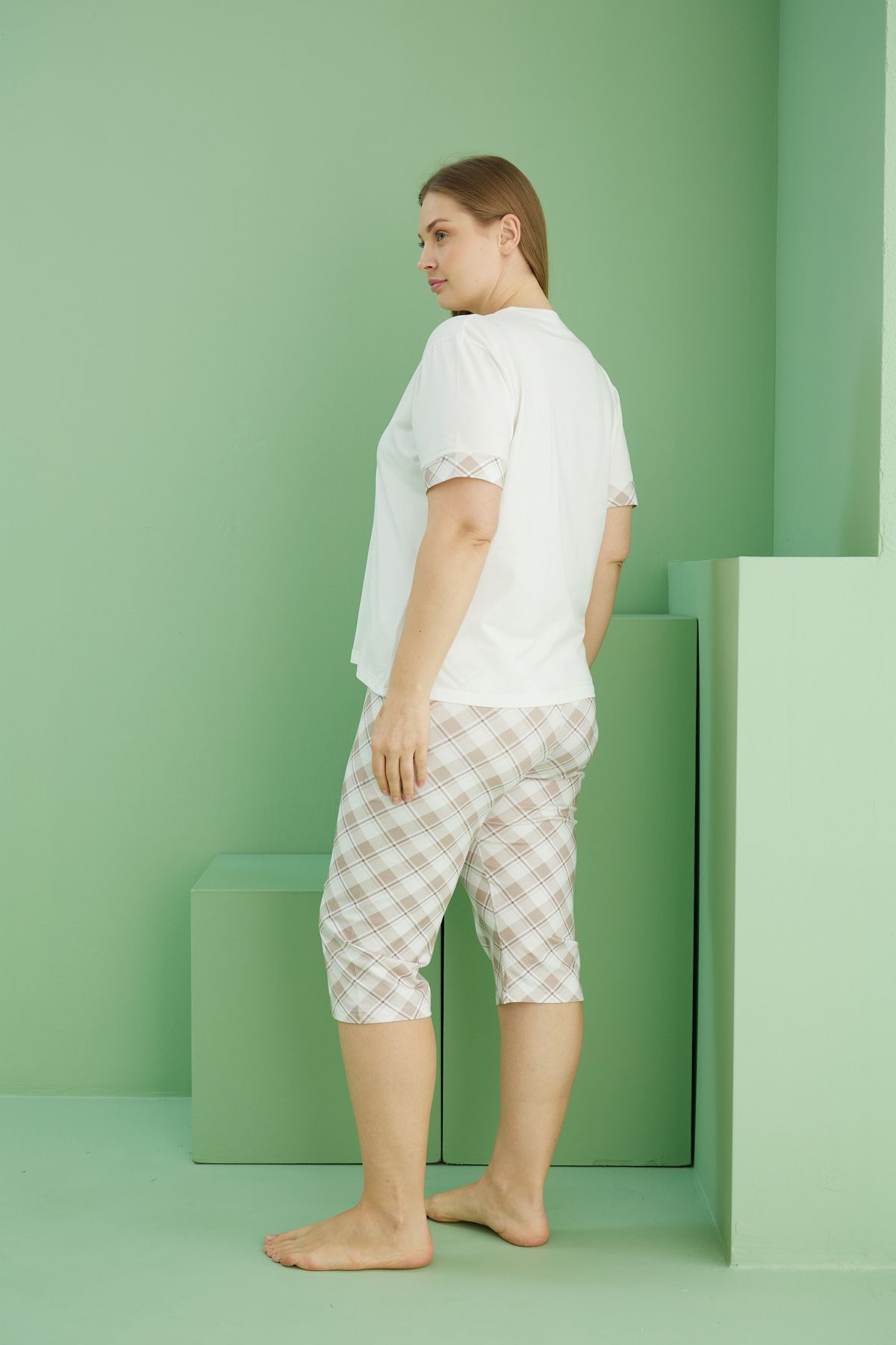 Siyah İnci-Ecru Patterned Curve Large Size Oversize Cotton Capri Suit 25112748 3