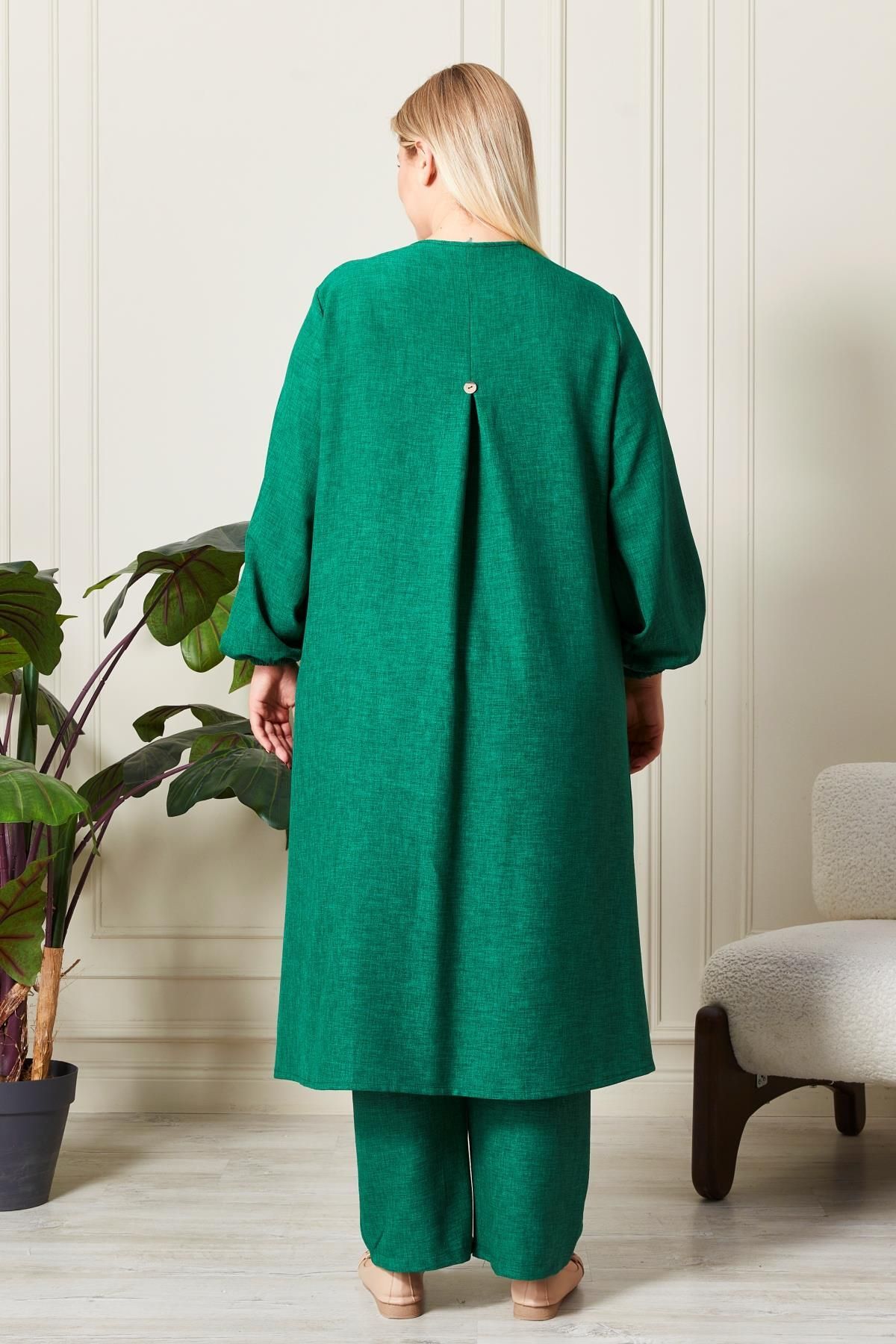 Ferace-Linen Large Size Ayrobin 2-Piece Set - Women 8