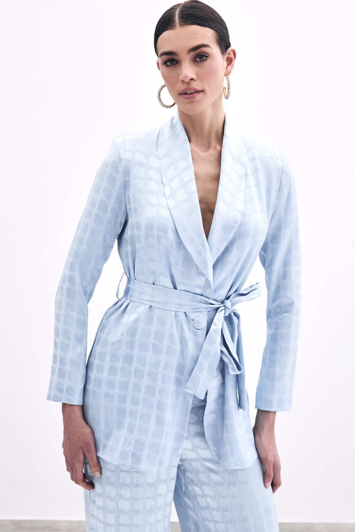 Sateen-Square Patterned Belted Jacket - Baby Blue 4