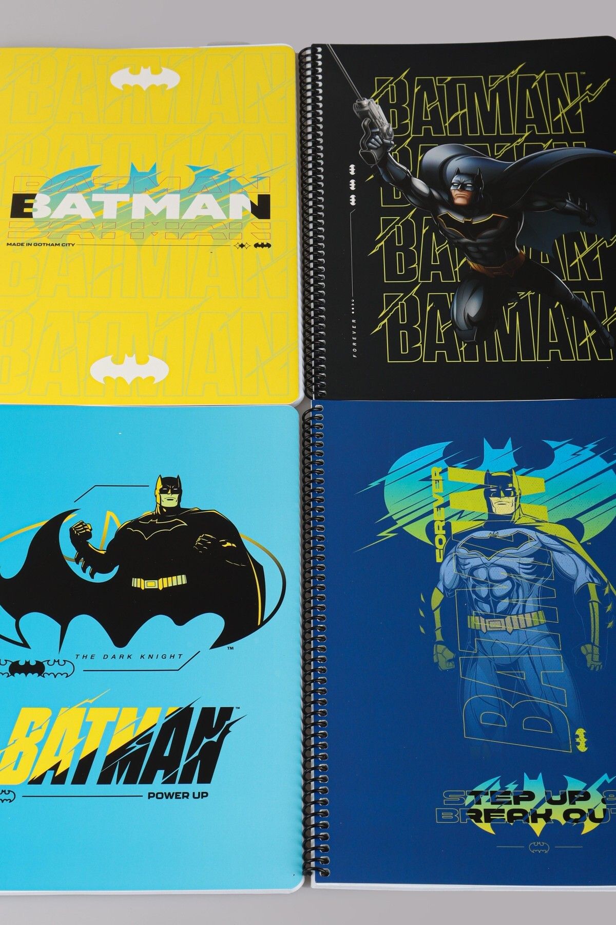 Batman-Dekomus with Licensed Batman "Single" A4 80 Sheets Checked Notebook 2