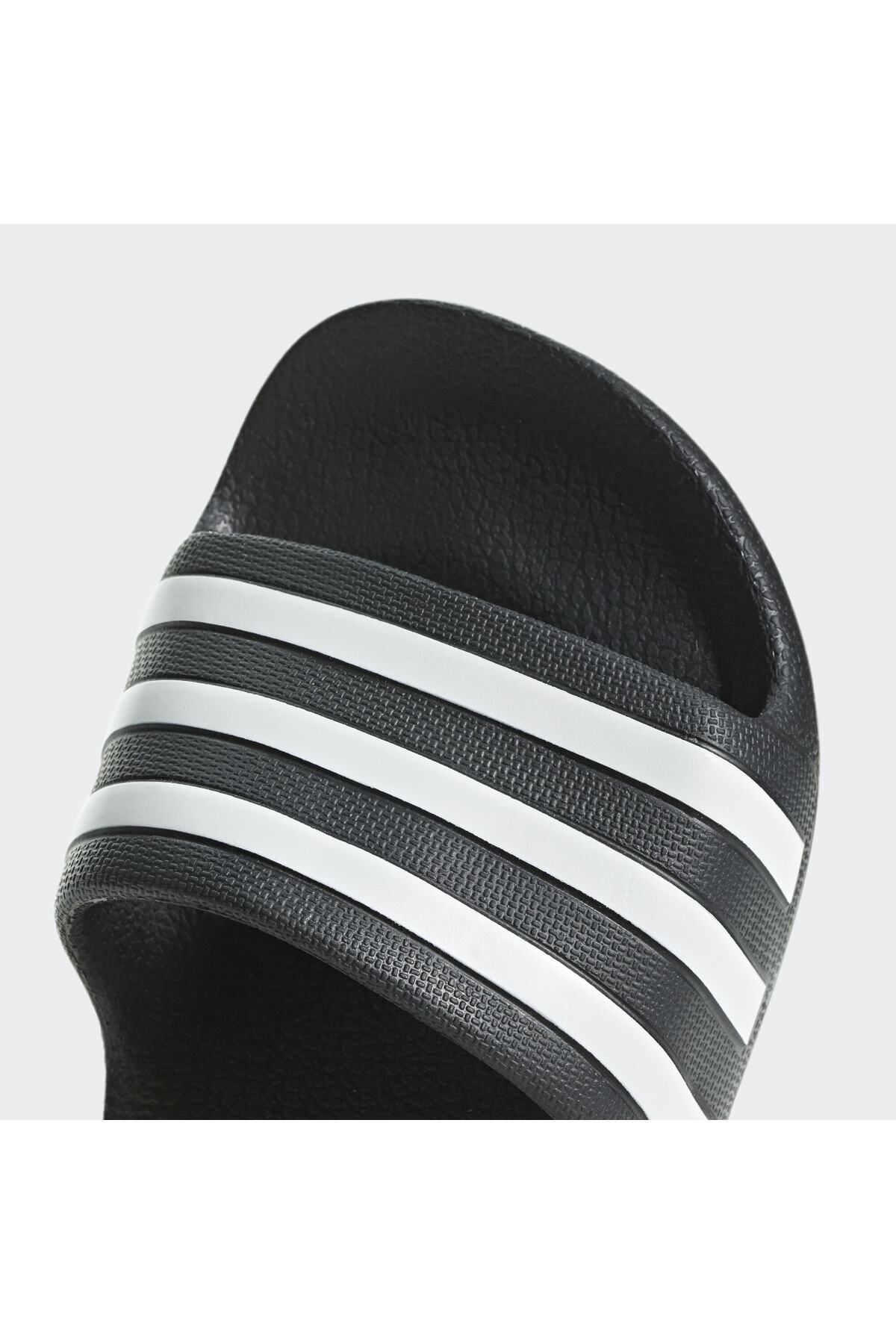 دمپایی سیاه مردانه و زنانه آکوا در Adilette اورجینال adidas