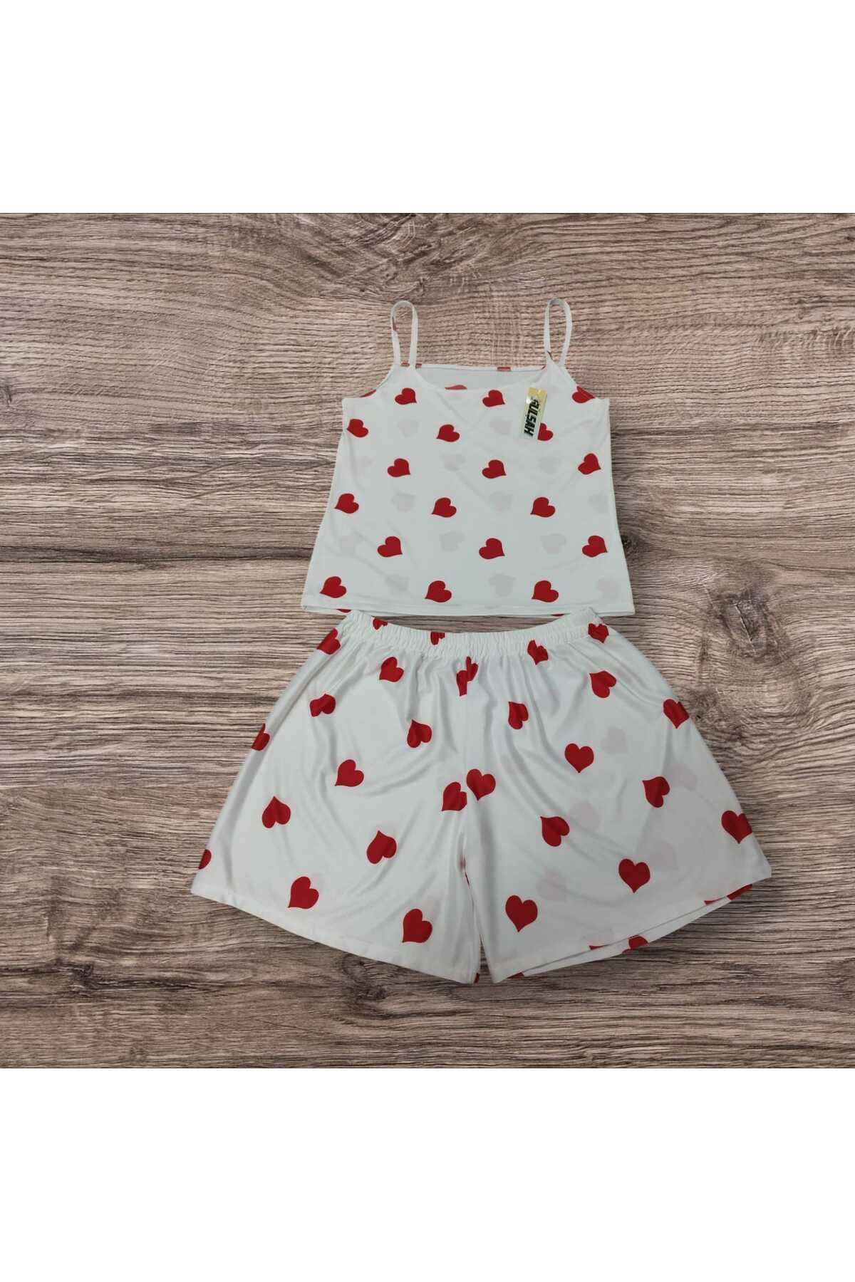 GÜLŞAH ÖZEK kadın giyim sortlu gecelik takım 70 kiloya kadar uyumludur