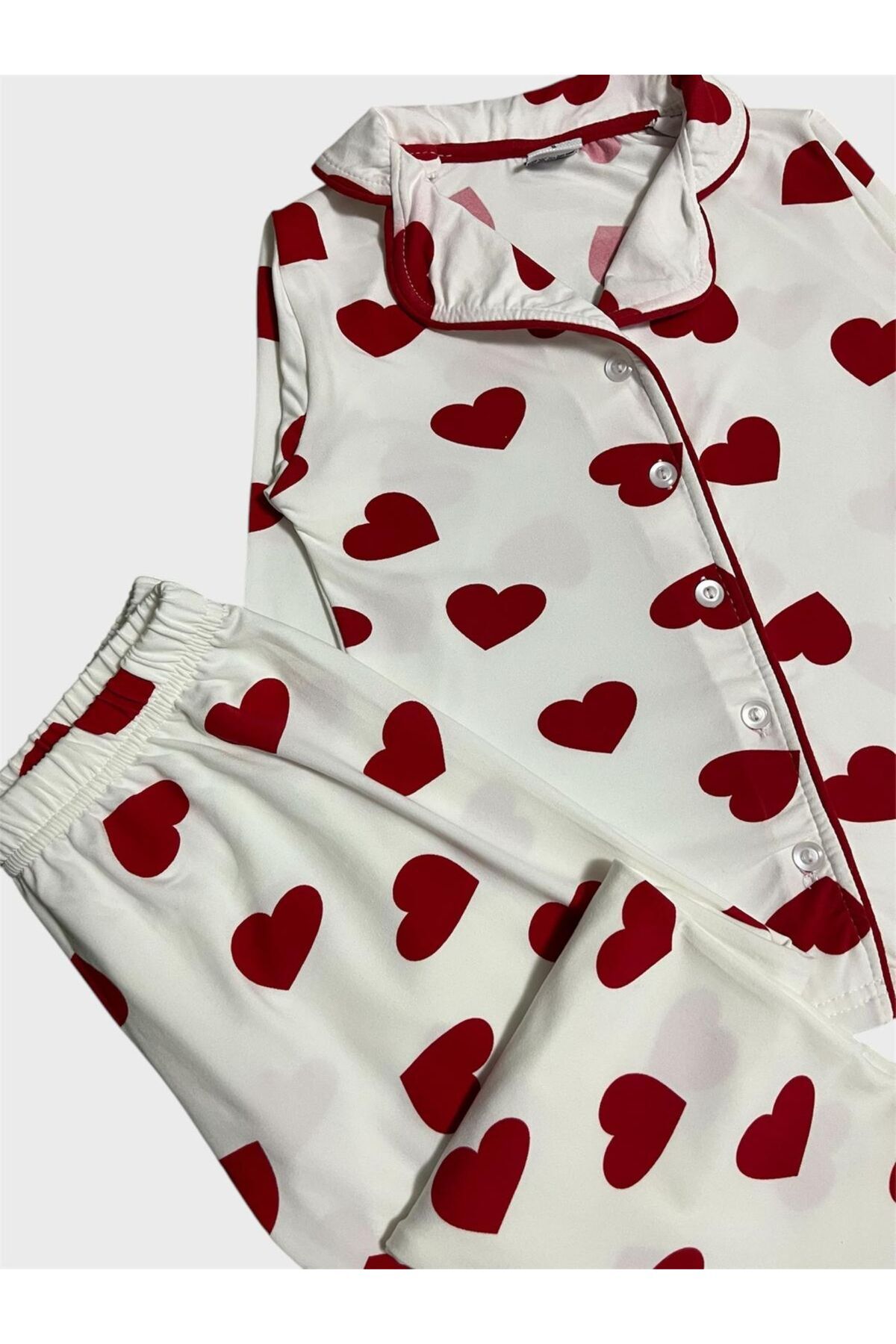 ALİŞ KİDS Dívčí 100% bavlna Bílé srdce vzorovaný košilový límeček na knoflíky s dlouhým rukávem sezónní pyžamo