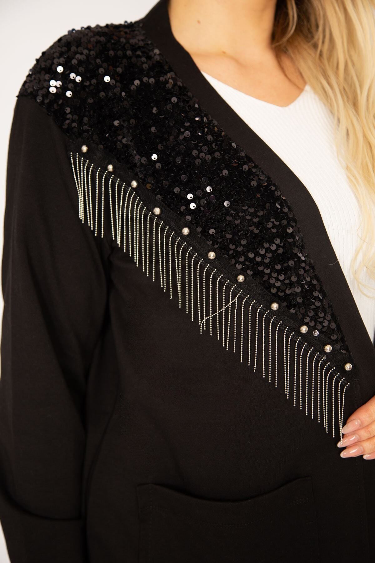 Şans-Große ungefütterte Damenjacke in Schwarz mit Pailletten und Kettenzubehör 65n35139 5