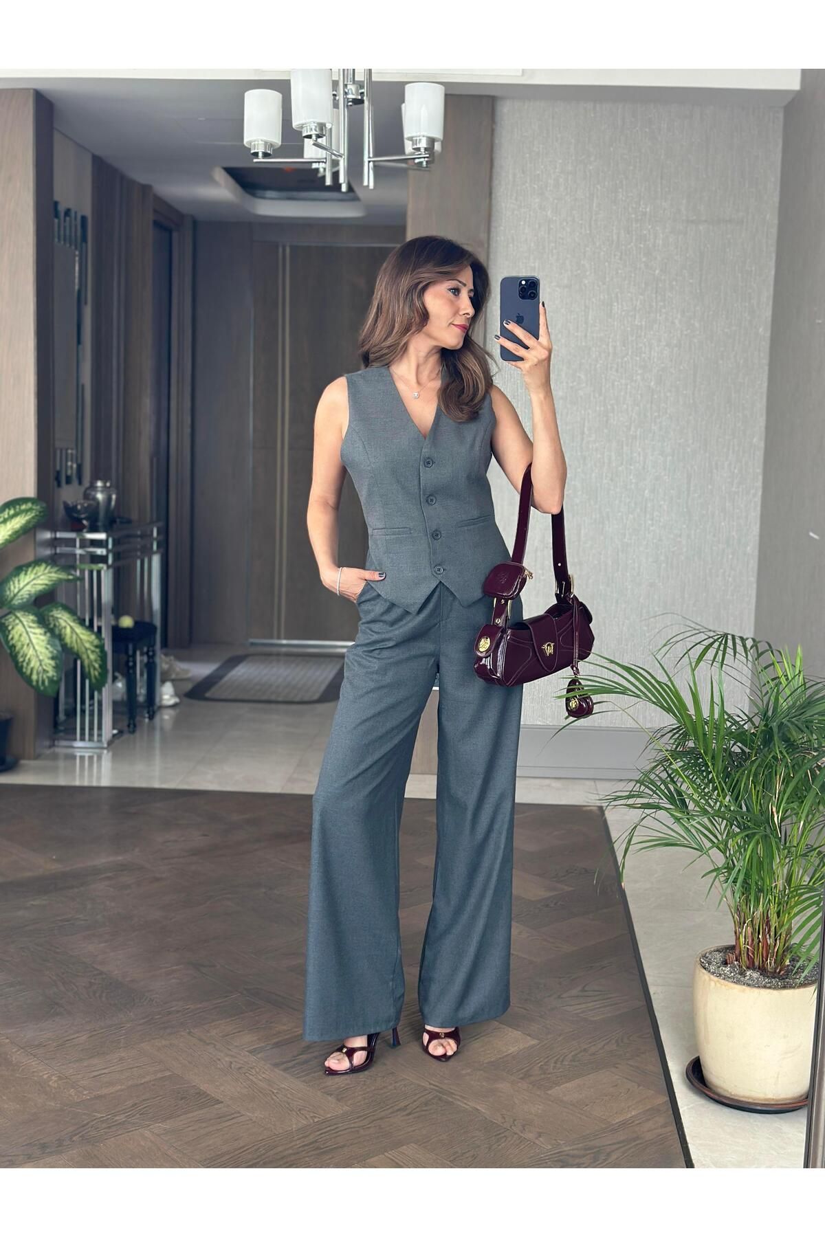 Forlady Butik Antrasit Bezayağı Yelek Pantolon Kadın Takım