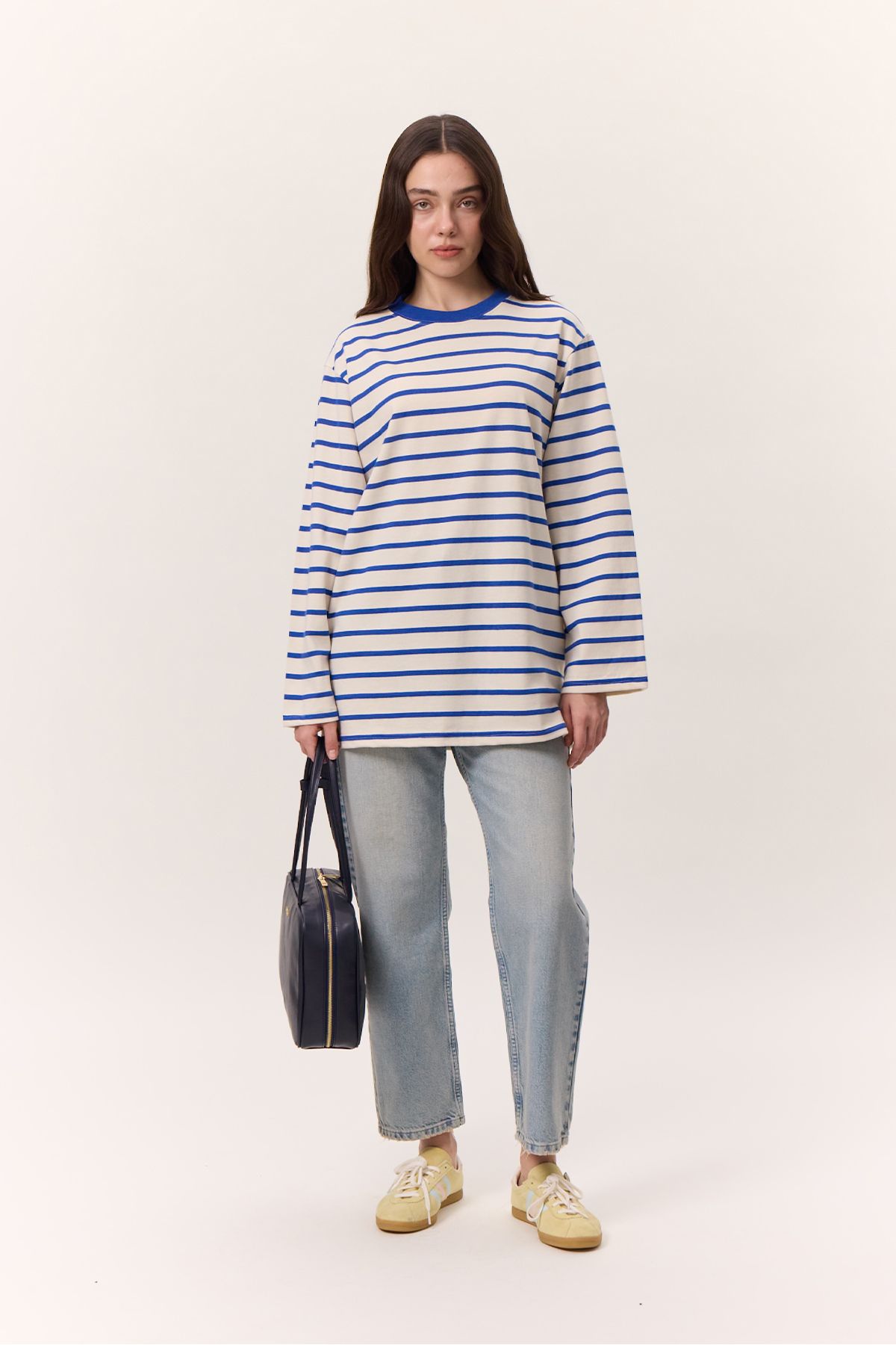 Manuka-Modré Uniformy - Dlouhé oversize tričko 1