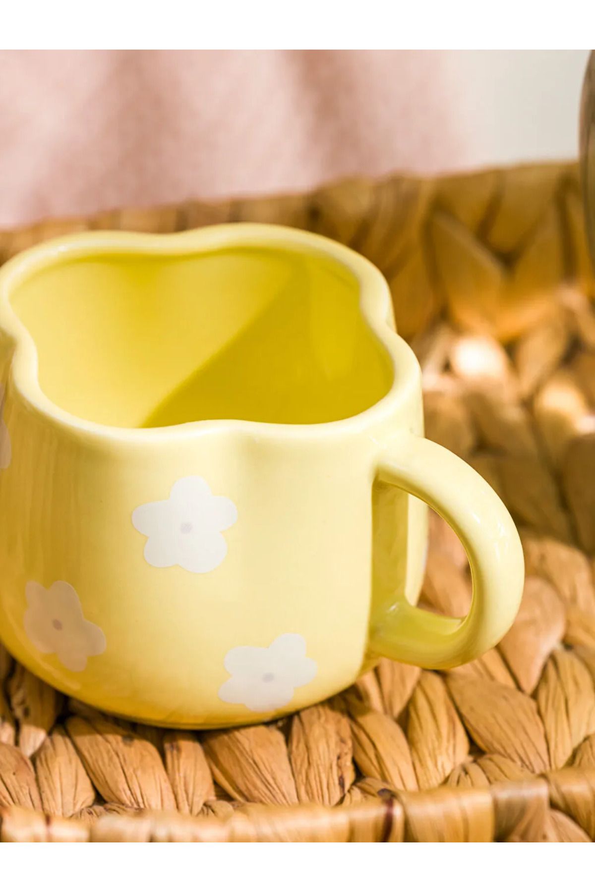 LC Waikiki-Lcw Home Yellow Flower Printed Ceramic Mug 300 ml 3
