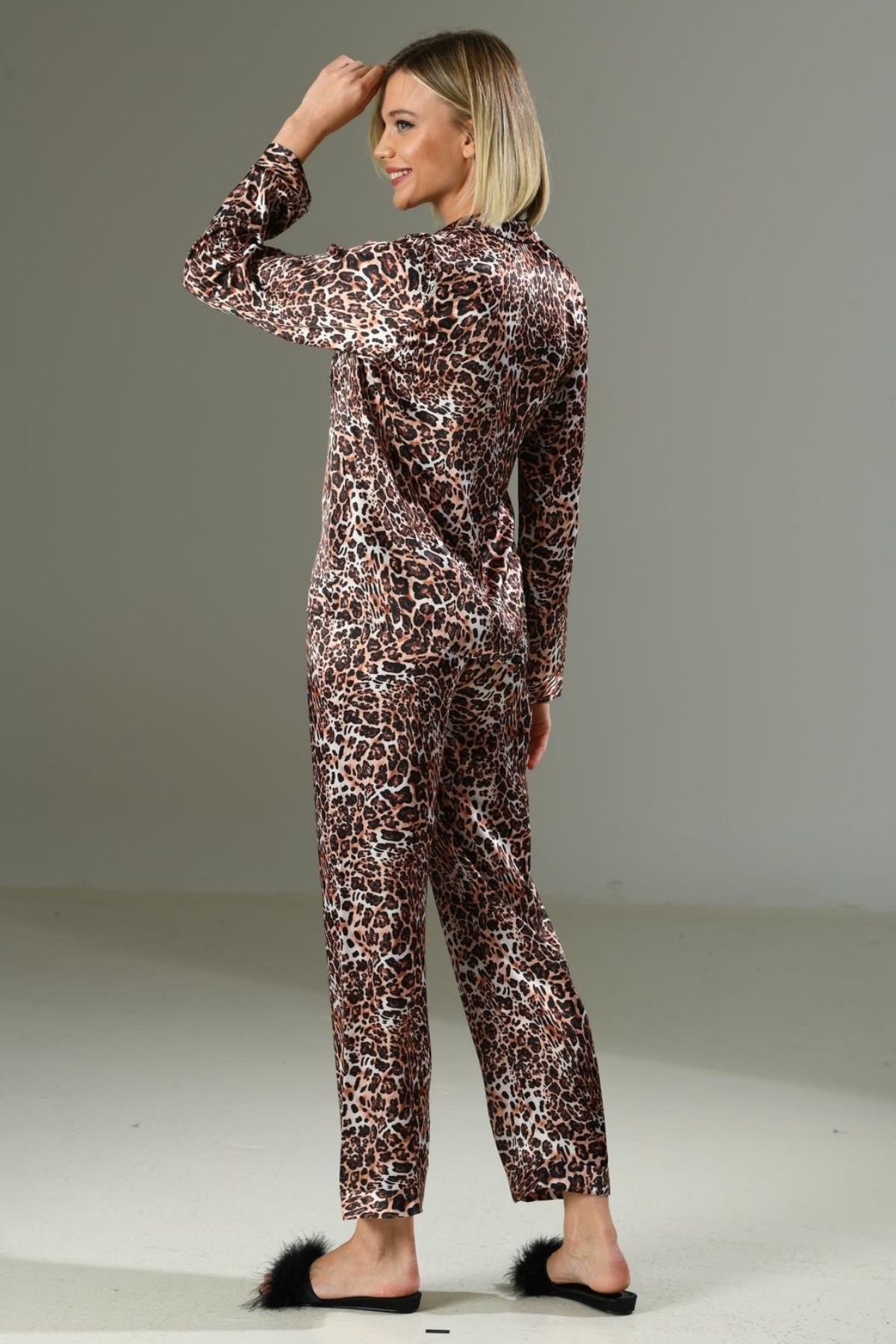 HOBİ CONDİ-Deluxe Design Model Special Series Soft Texture Feature Leopard Pattern Satin Nightgown Set 3