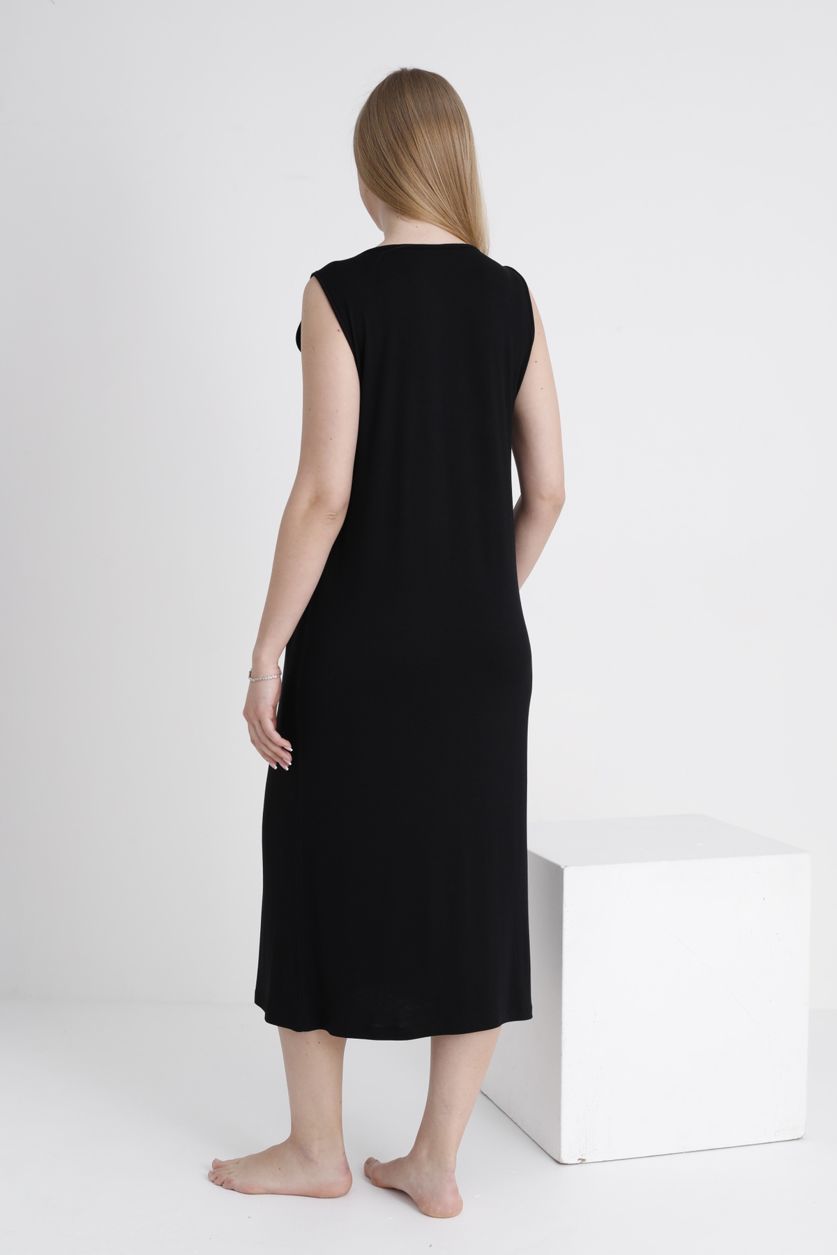 Miss Dünya Lissa Sabahlıklı Emzirmeye Uygun Şerit Detaylı Hamile ve Lohusa Sıfır Kol Gecelik Takımı fotoğrafı 4 (önizleme)