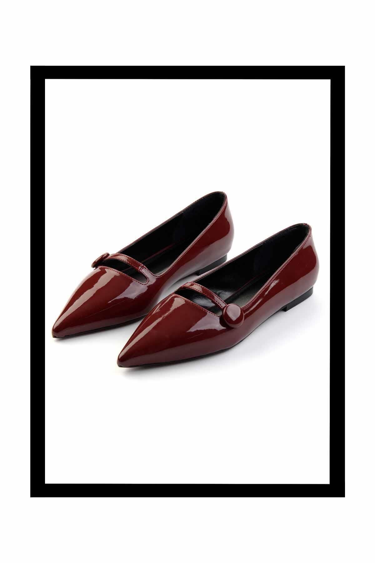 Claret Red Patent Leather زنانه بالرین بالرین K01188052108 Bambi