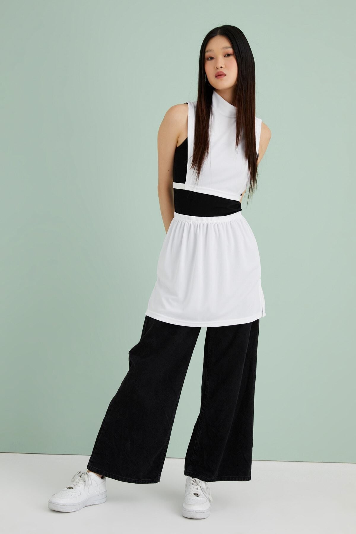mirach-2-Pack Slit Inner Skirt Set - Black And White 3