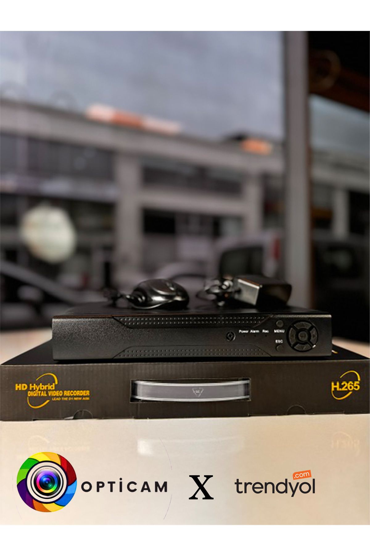 Opticam 8 Kanal 1080N 5MP Xmeye H265 DVR Kayıt Cihazı