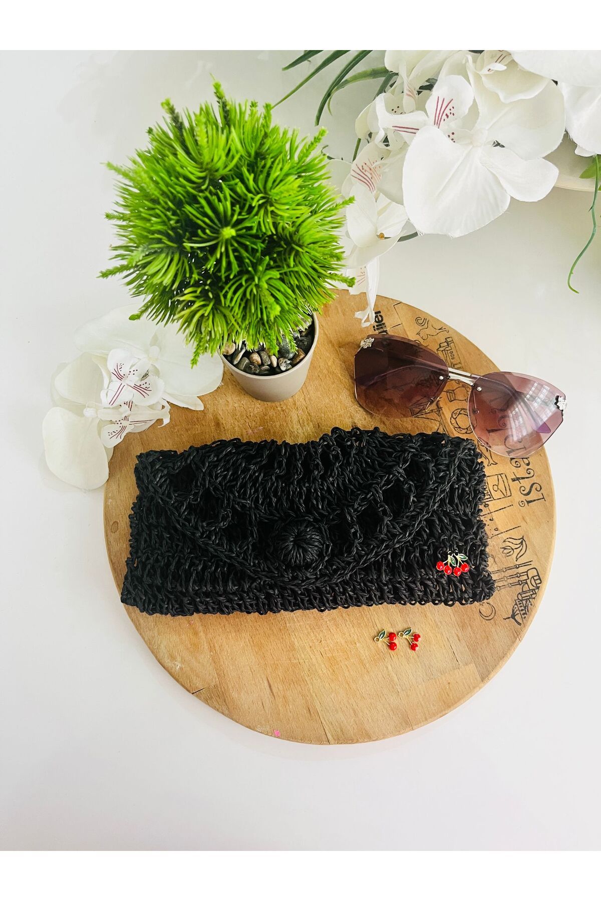 PİNKBAG-Handmade Cherry Detailed Wicker Glasses and Phone Case 1