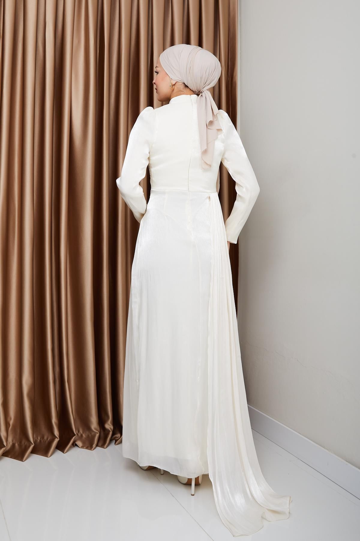 Olcay-Yoryo Seiden-Hijab-Abendkleid mit Steinen und Kordelzug-Detail ECRU 1233 7