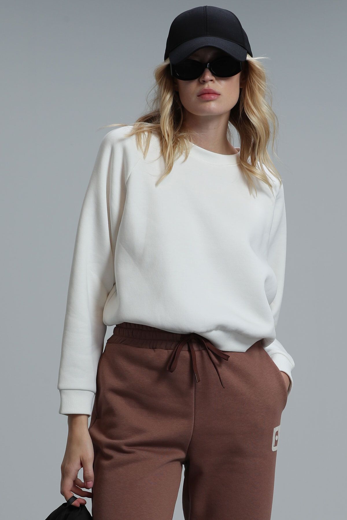 Lufian-Uwen Women's Knitted Sweatshirt Off White 5