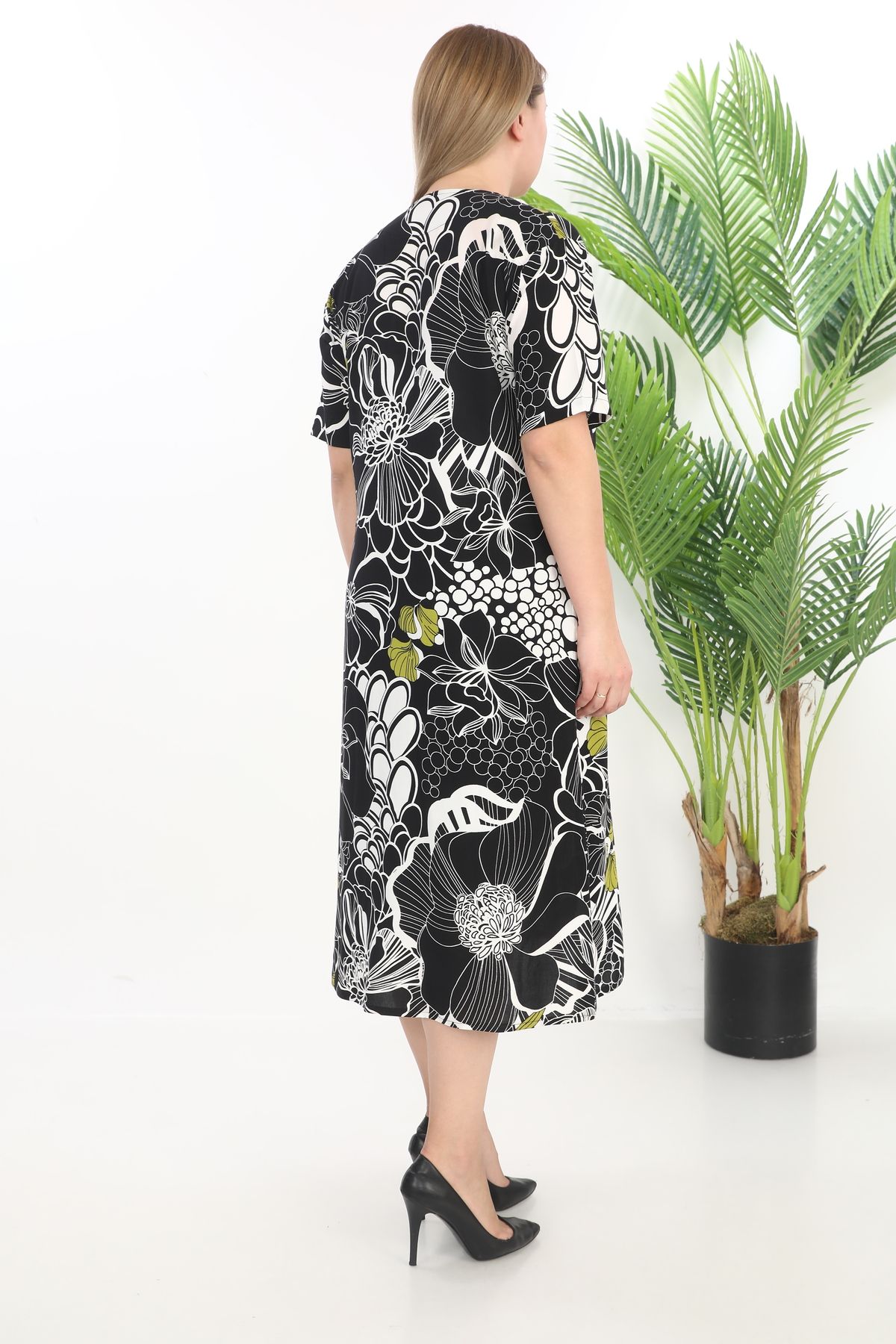 STELLETO-Floral Patterned Buttoned Collar Summer Viscose Dress 3