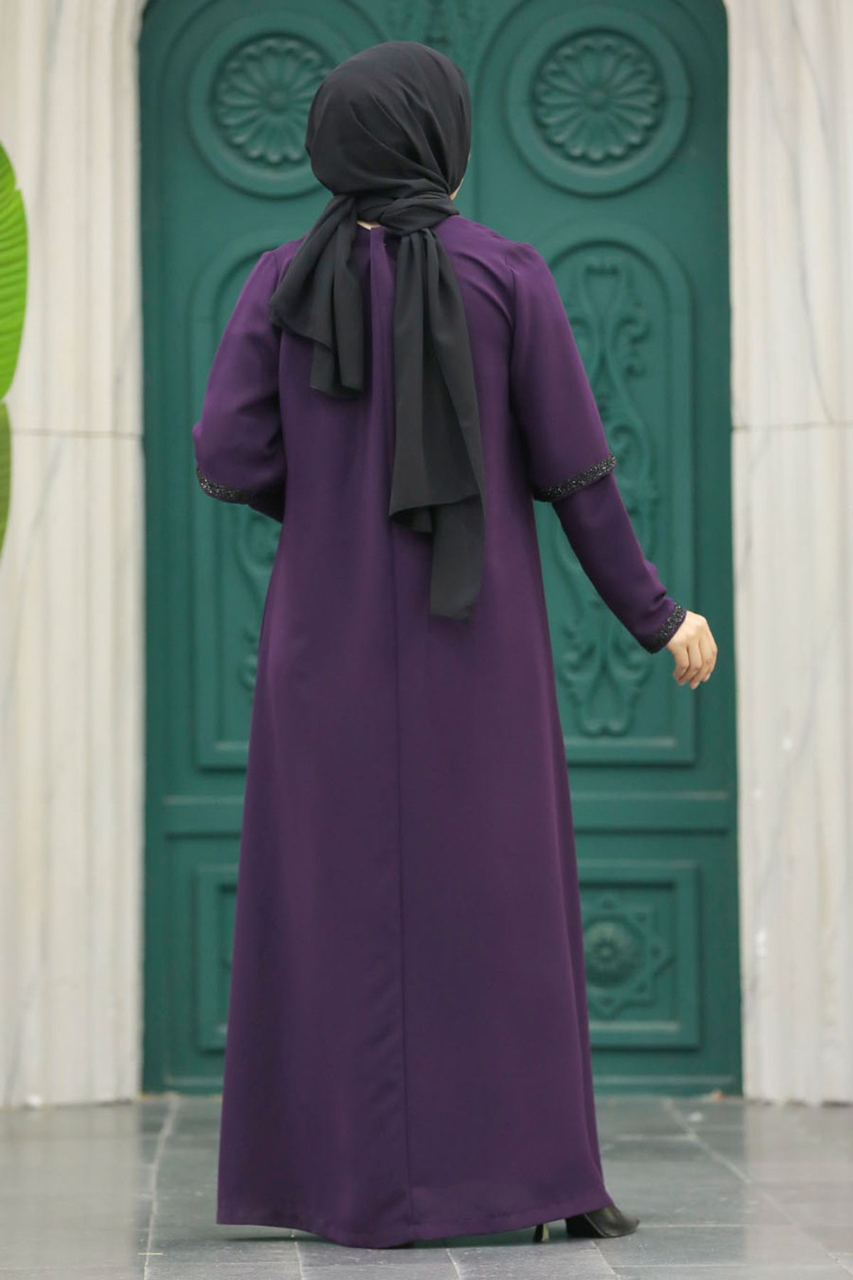 complete the look image
