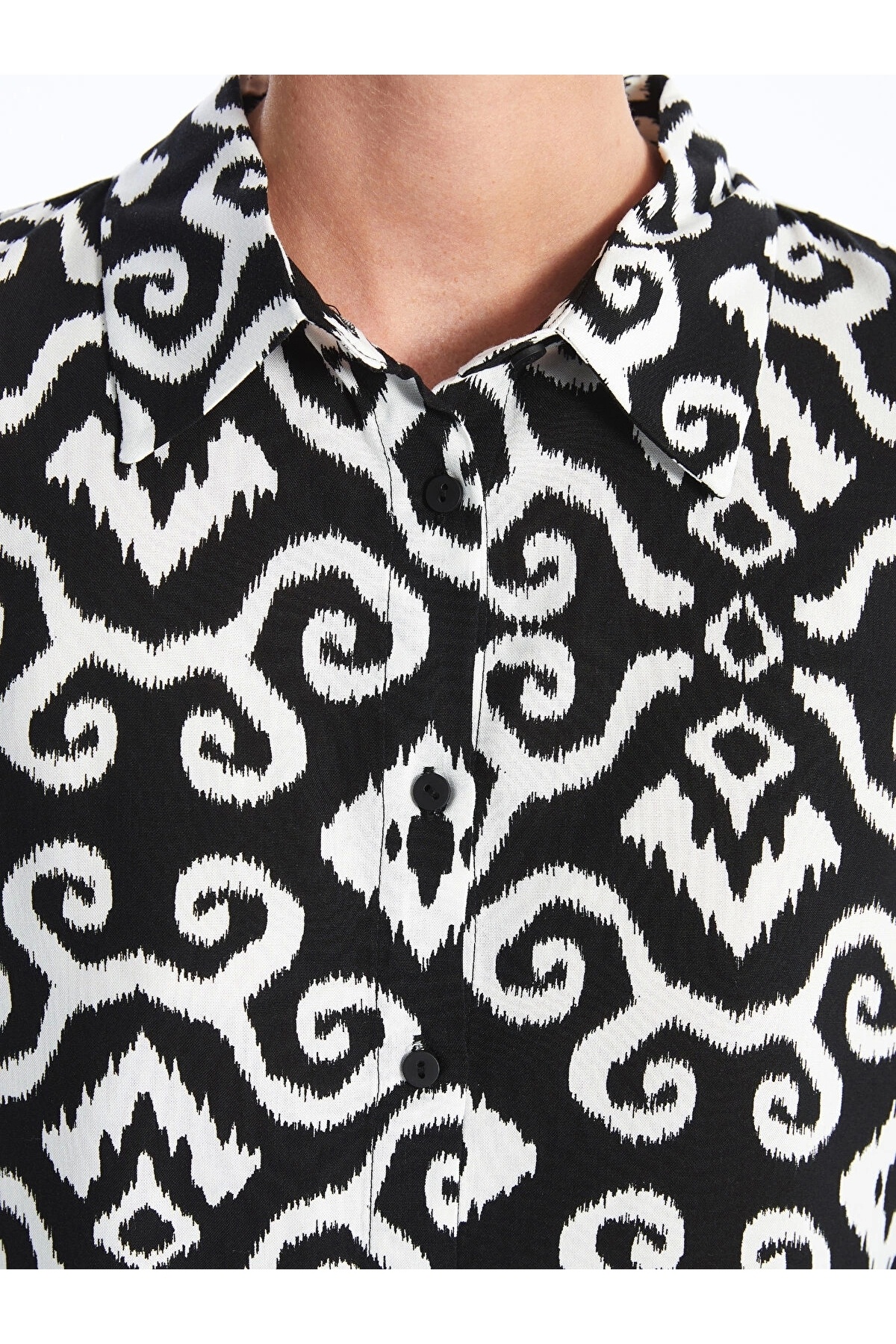 LC Waikiki-Lcwaikiki Classic Black Print Women's Shirt Tunic 4