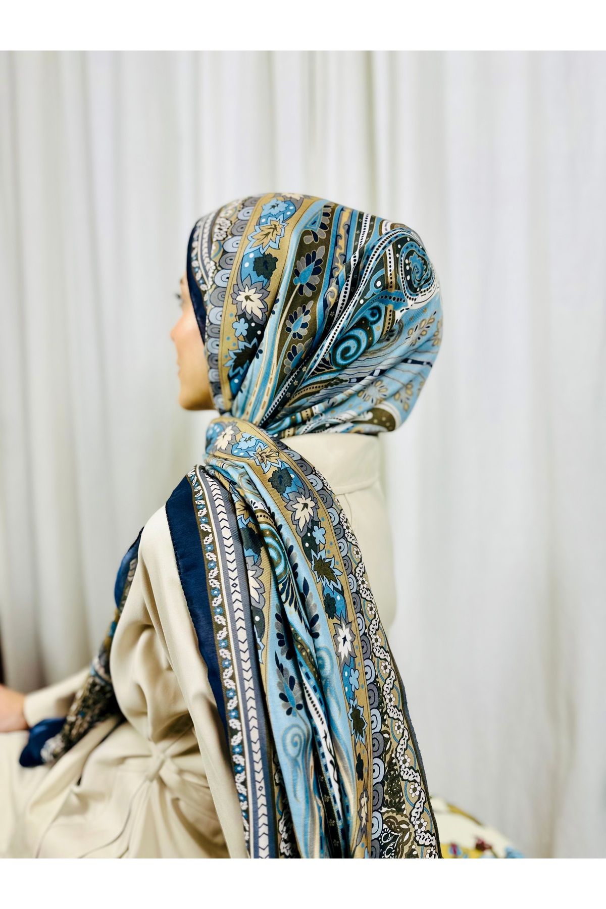 kubbe-Premium Round Retro Pattern Soft Cotton Shawl - Capture a Stylish Style with Its Ethnic Pattern 6