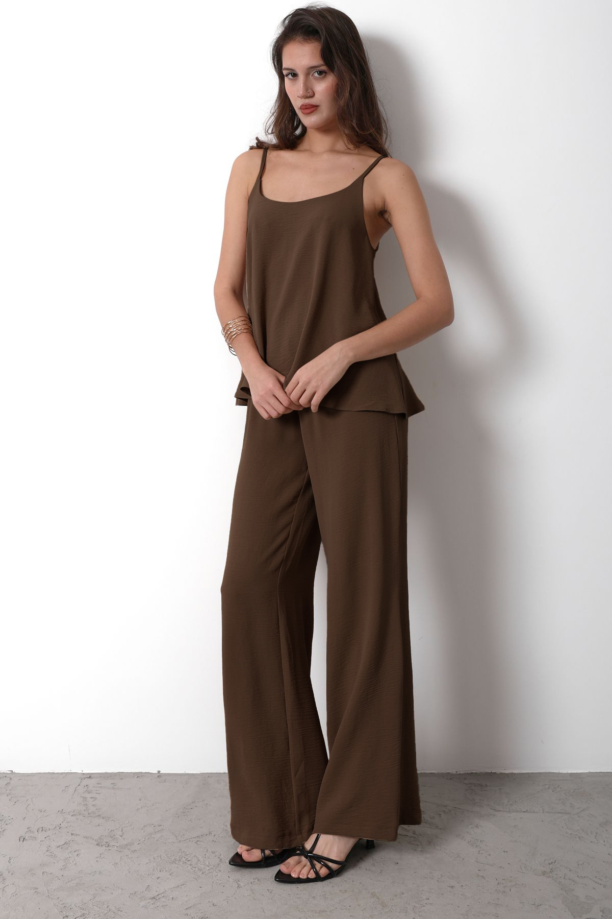 Trendyolmilla  Kahverengi Askılı Dokuma Bluz Dokuma Alt-Üst Takım TWOSS25AU00043 - Görsel 6