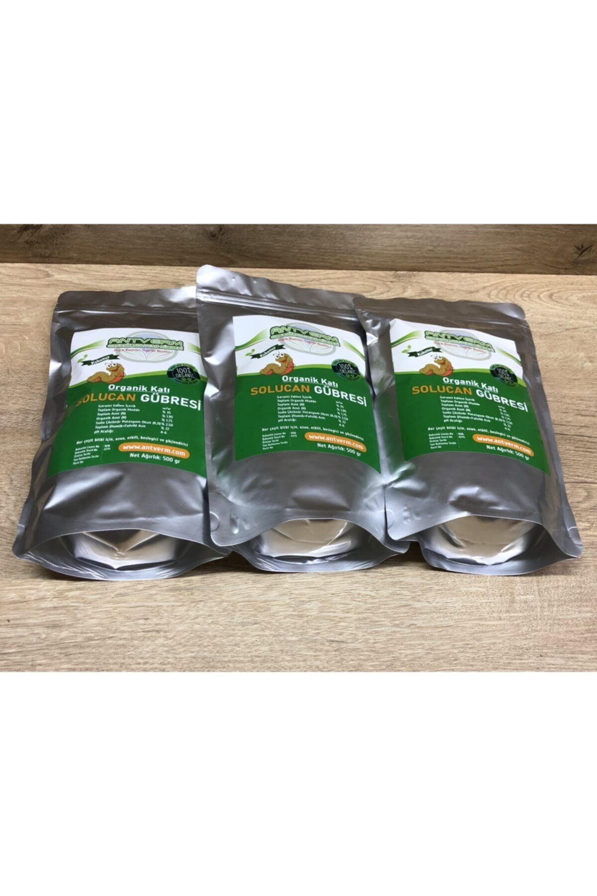 500 gr Saksı Bitkileri İçin Üretilmiş Izelement Katkılı Toprak Düzenleyici Solucan Gübresi