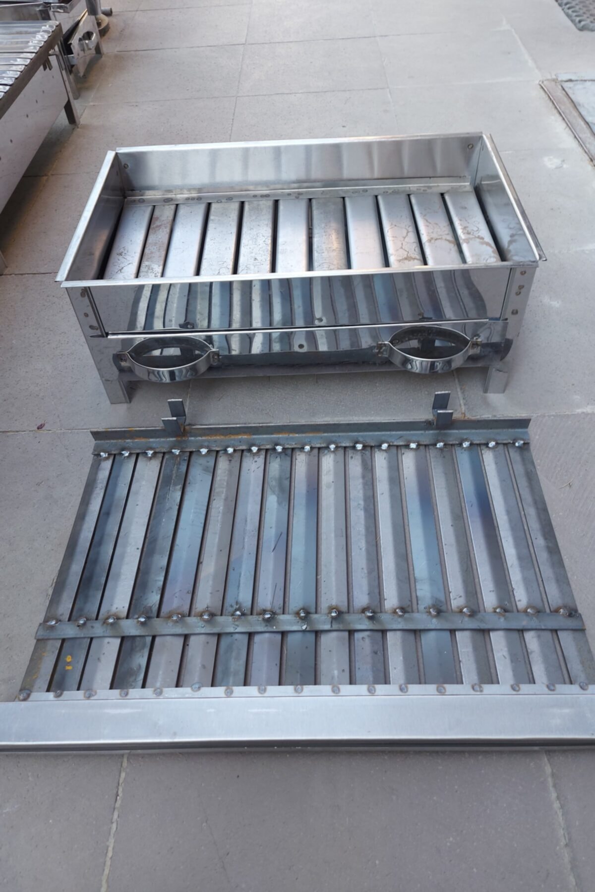 (7-10 KİŞİLİK) 60 Cm X 38 Cm Özel Imalat El Yapımı Köfte Tavuk Mangalı (BARBEKÜ IÇİN UYGUNDUR) 4
