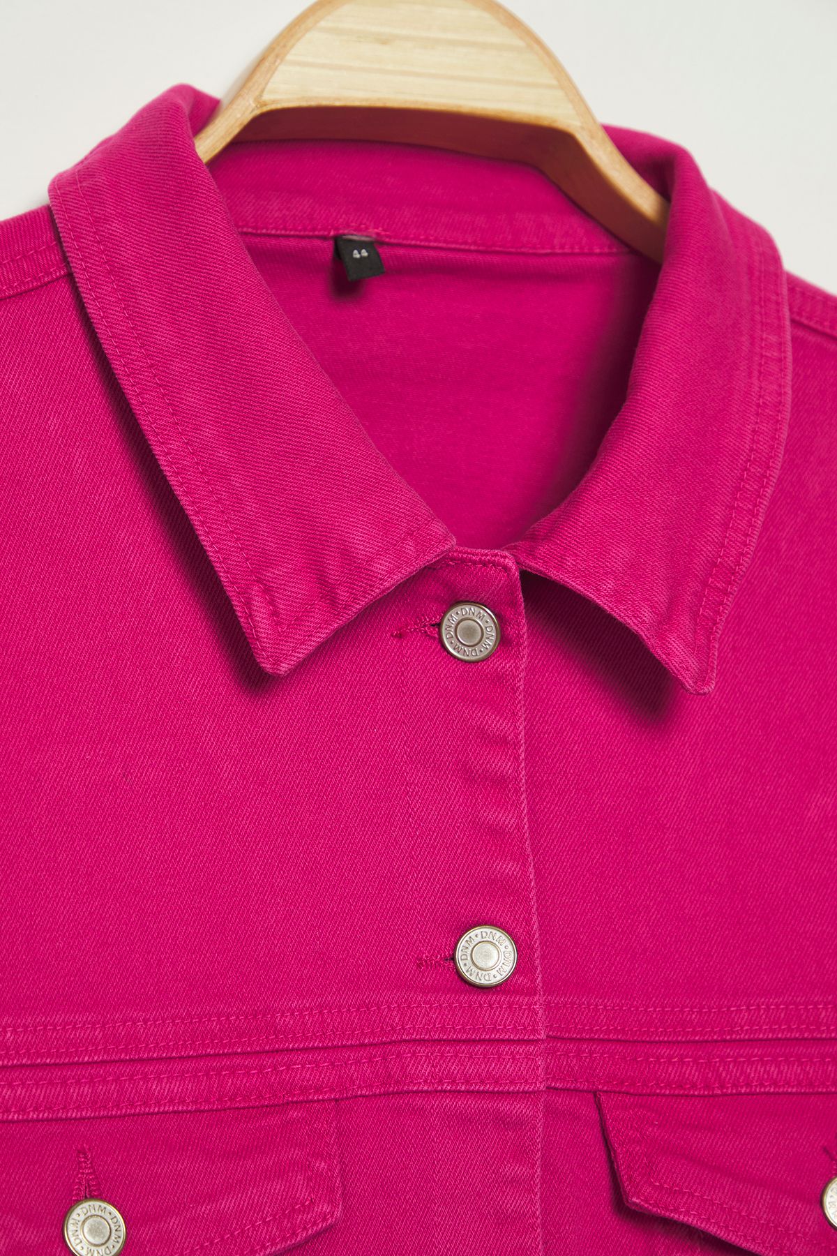 Trendyol Curve-Fuchsia Stretchy Crop Plus Size Denim Jacket Tbbss25Ag00007 7
