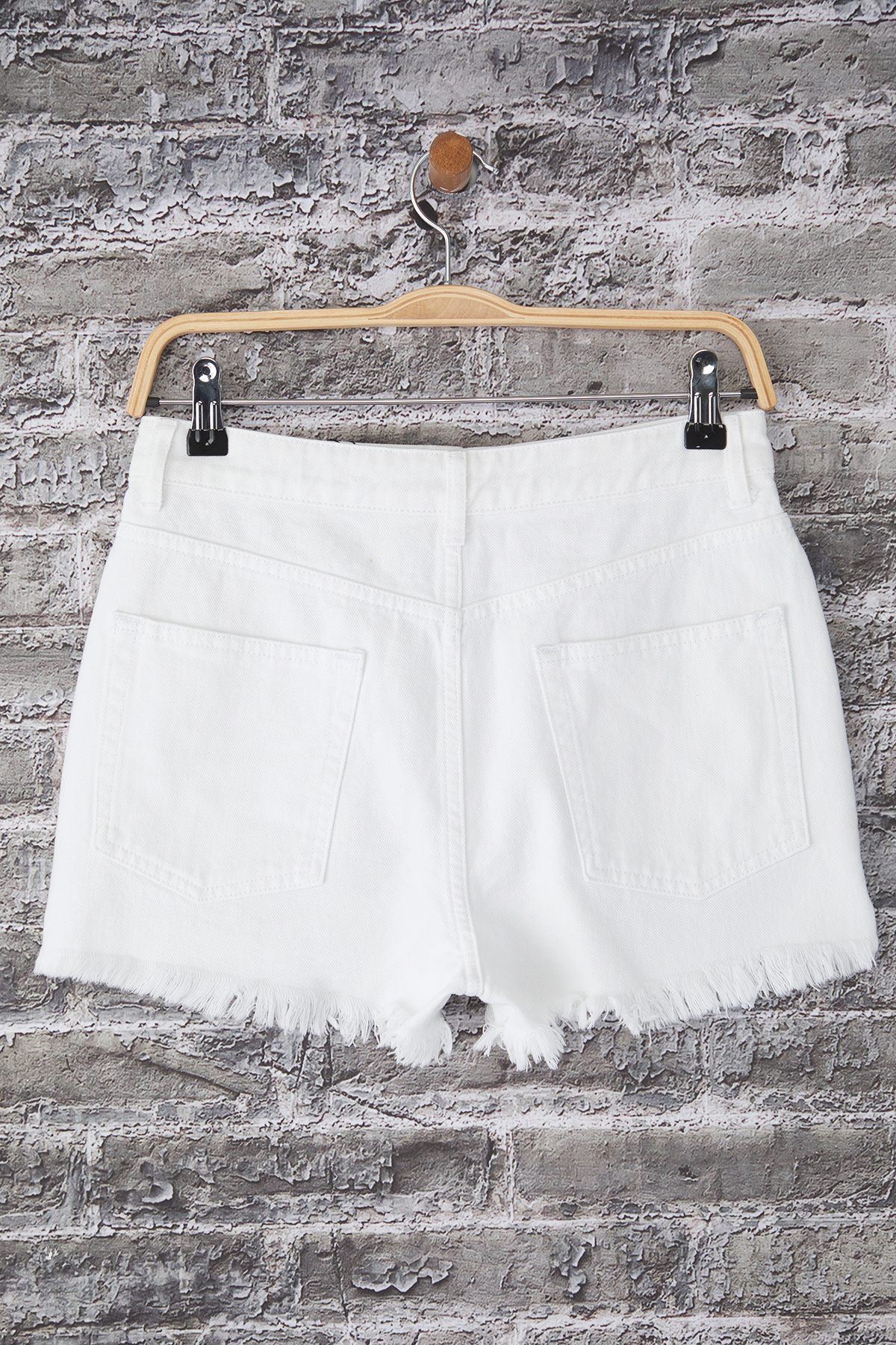 Trendyol Collection-White Ripped Detailed High Waist Mini Denim Shorts Twoss25Sr00168 6