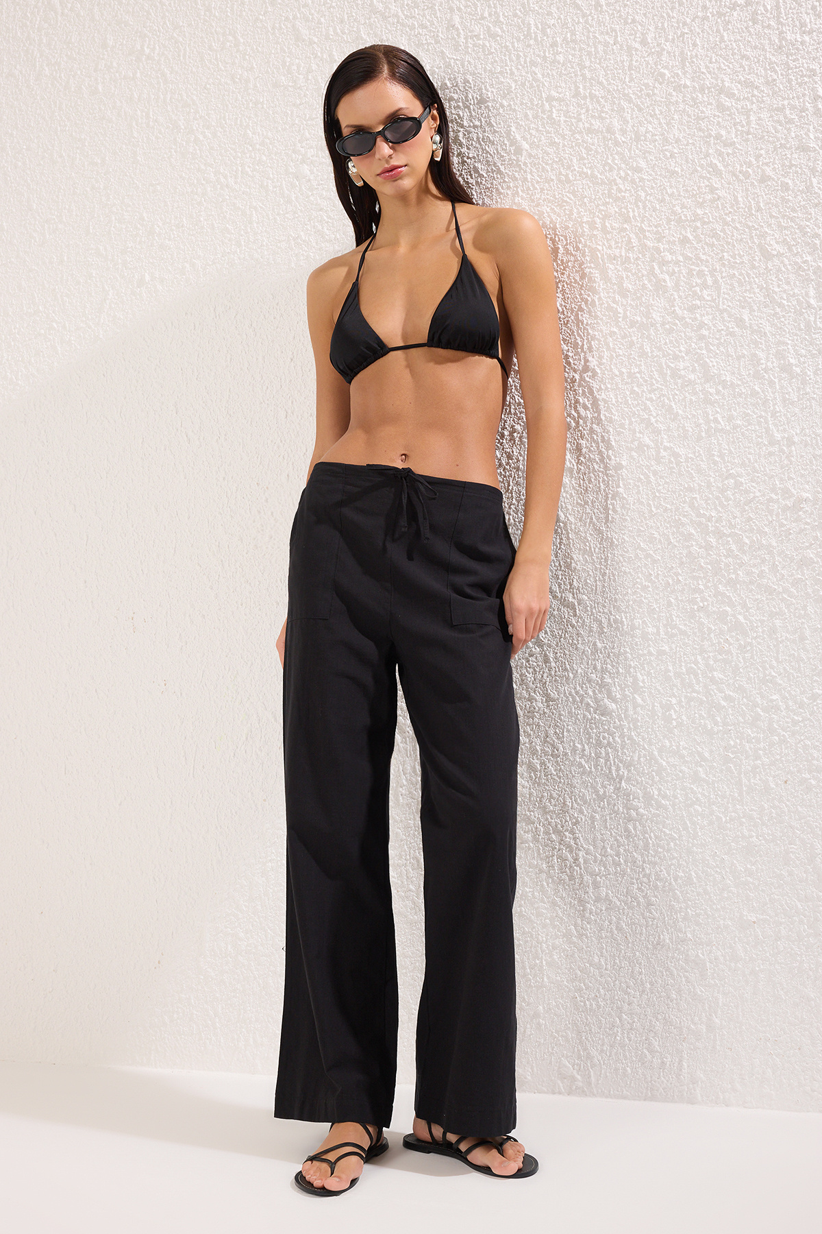 Trendyol Collection-Schwarze gewebte Strandhose aus Baumwolle mit Flammen TBESS25PL00005 2