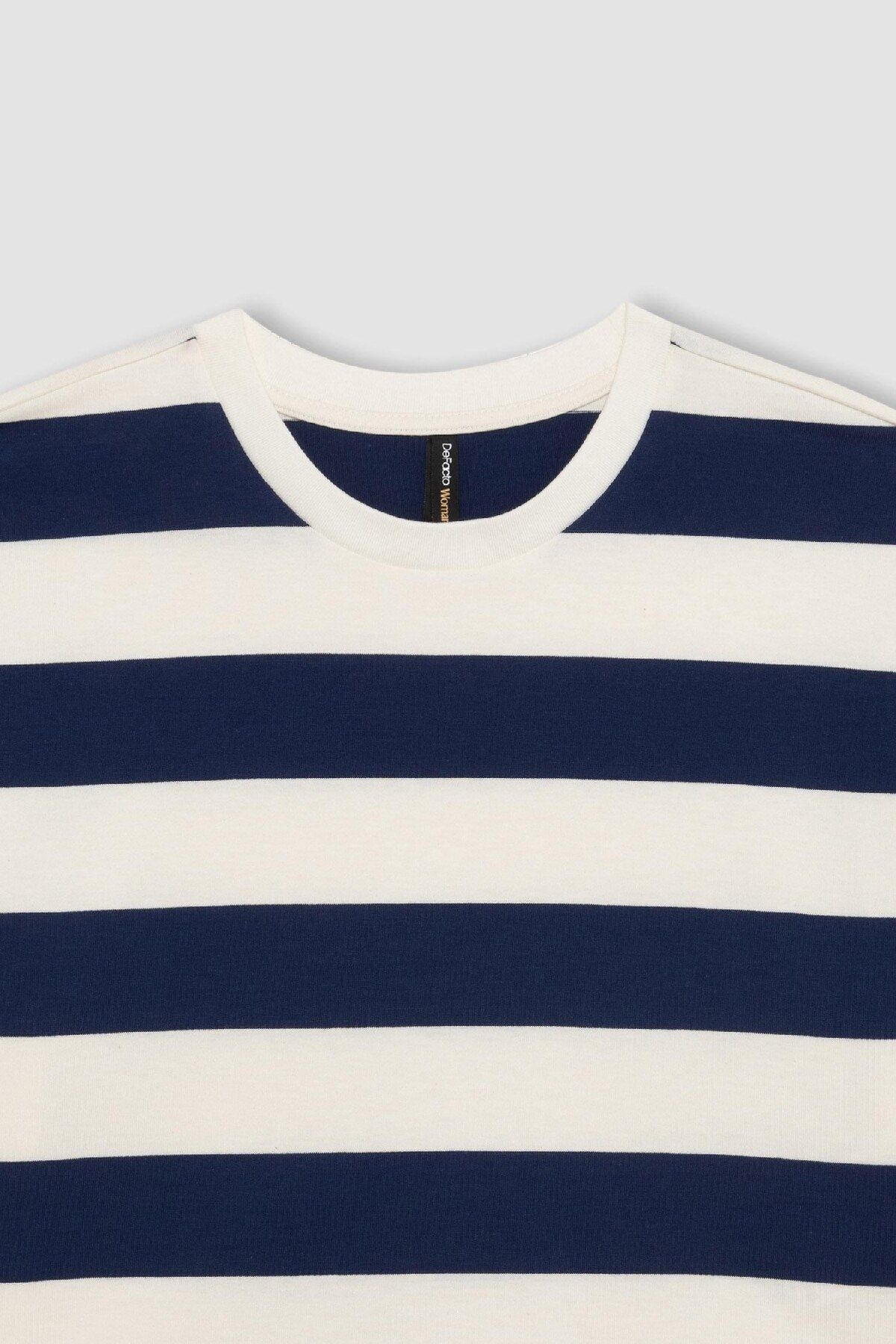 DeFacto-Boxy Fit Crew Neck Striped Basic Short Sleeve T-Shirt C6198Ax24Sm 7