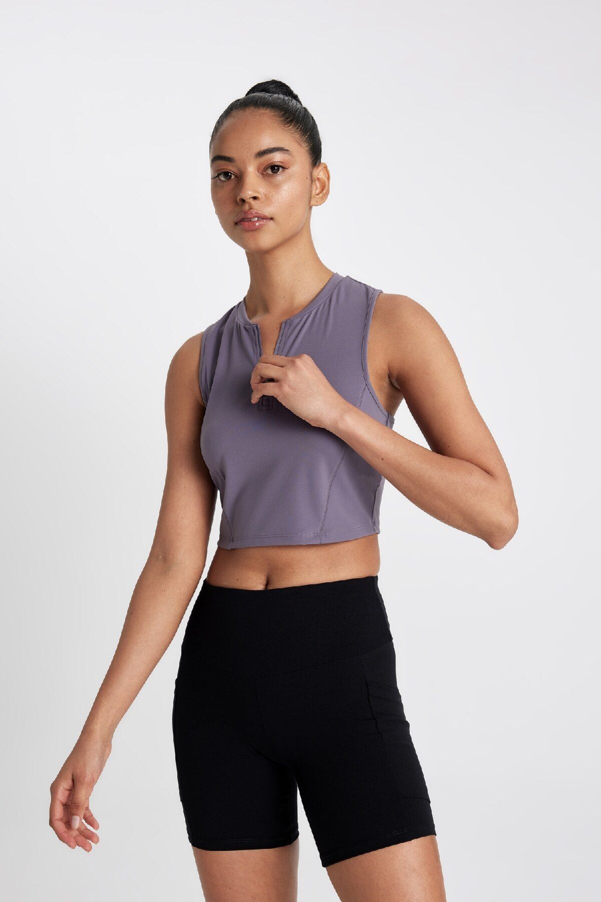 DeFacto-Crop Sport Athlete-Shirt mit Rundhalsausschnitt - D0638ax24au 3