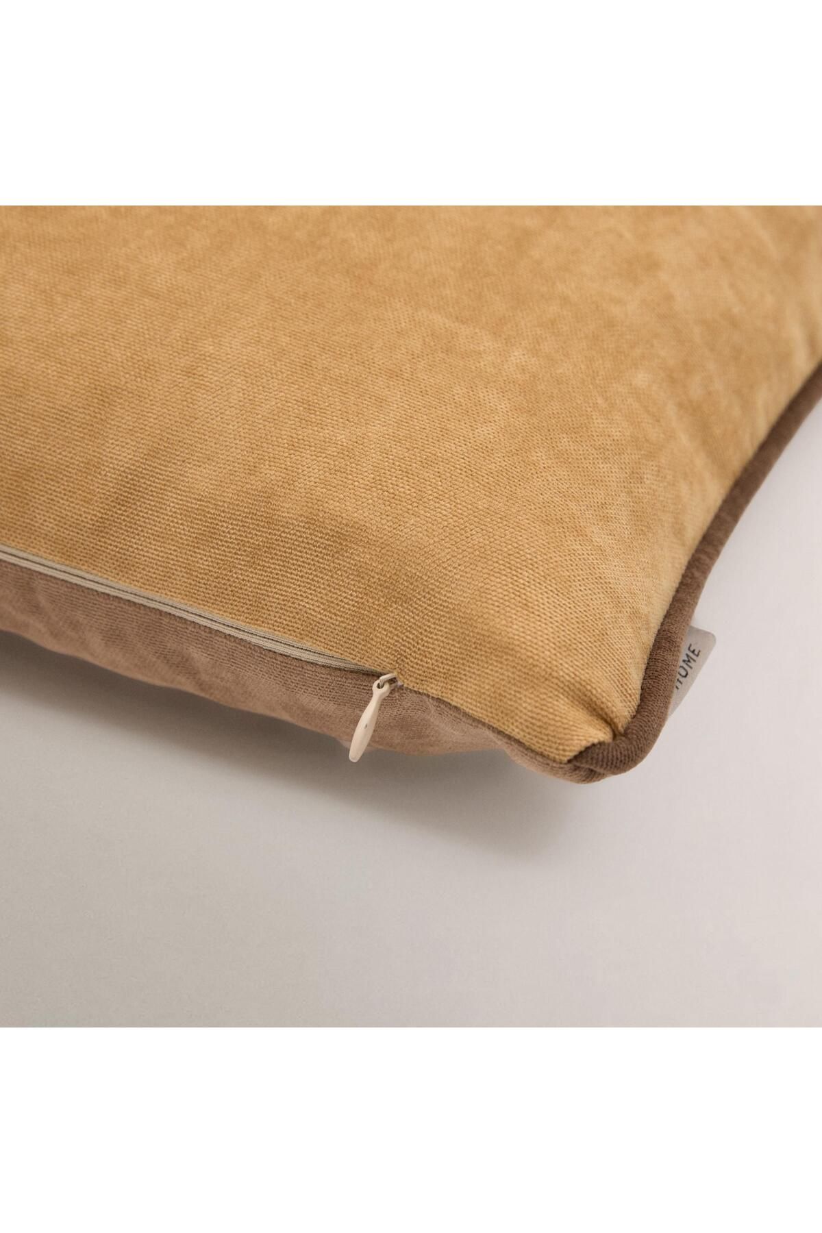 Vanilla Home-Efe Two Color Piping Detailed Throw Pillow Cover 4