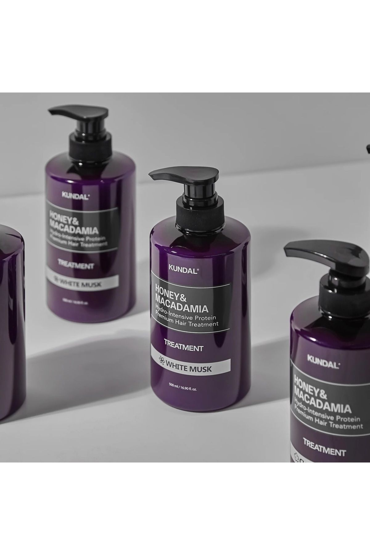 Kundal-Honey and Macadamia Hydro-Intensive Protein Premium Hair Treatment Blackberry Bay 500 mL 3
