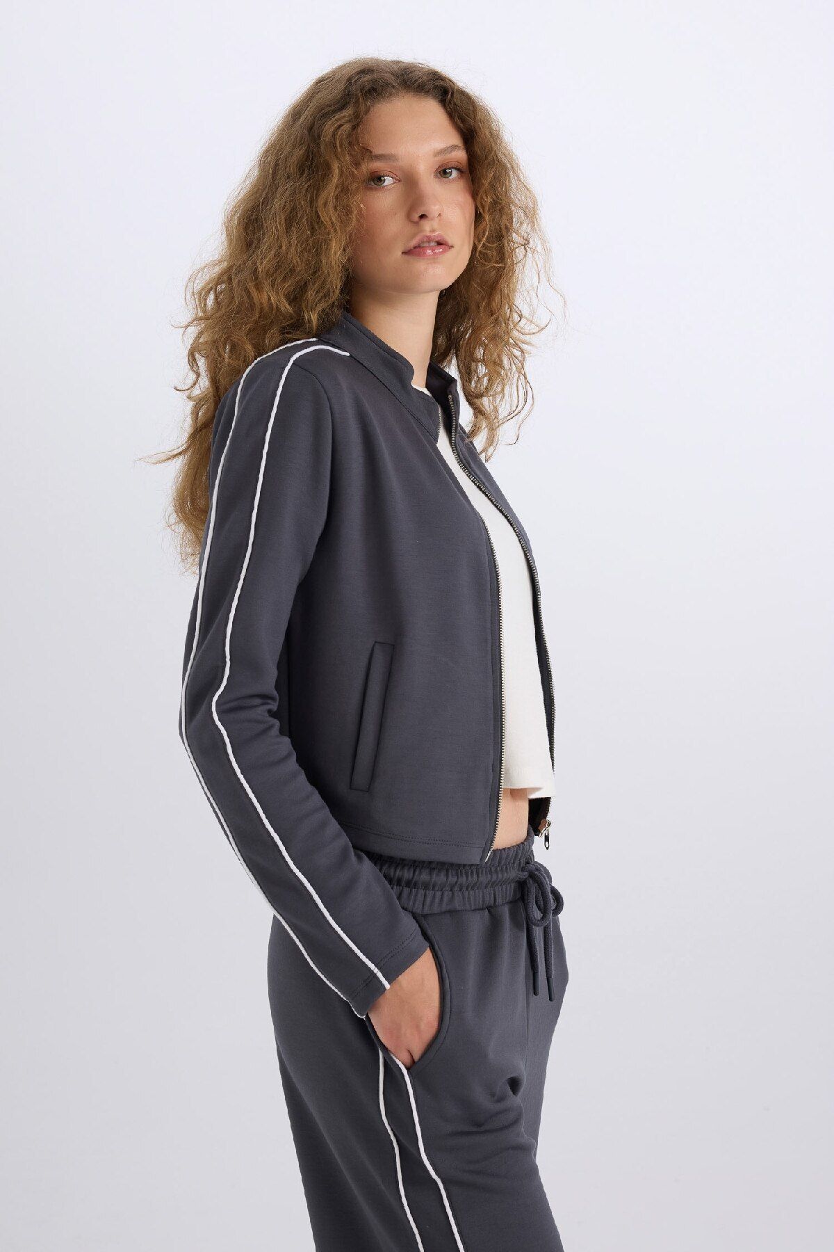 complete the look image