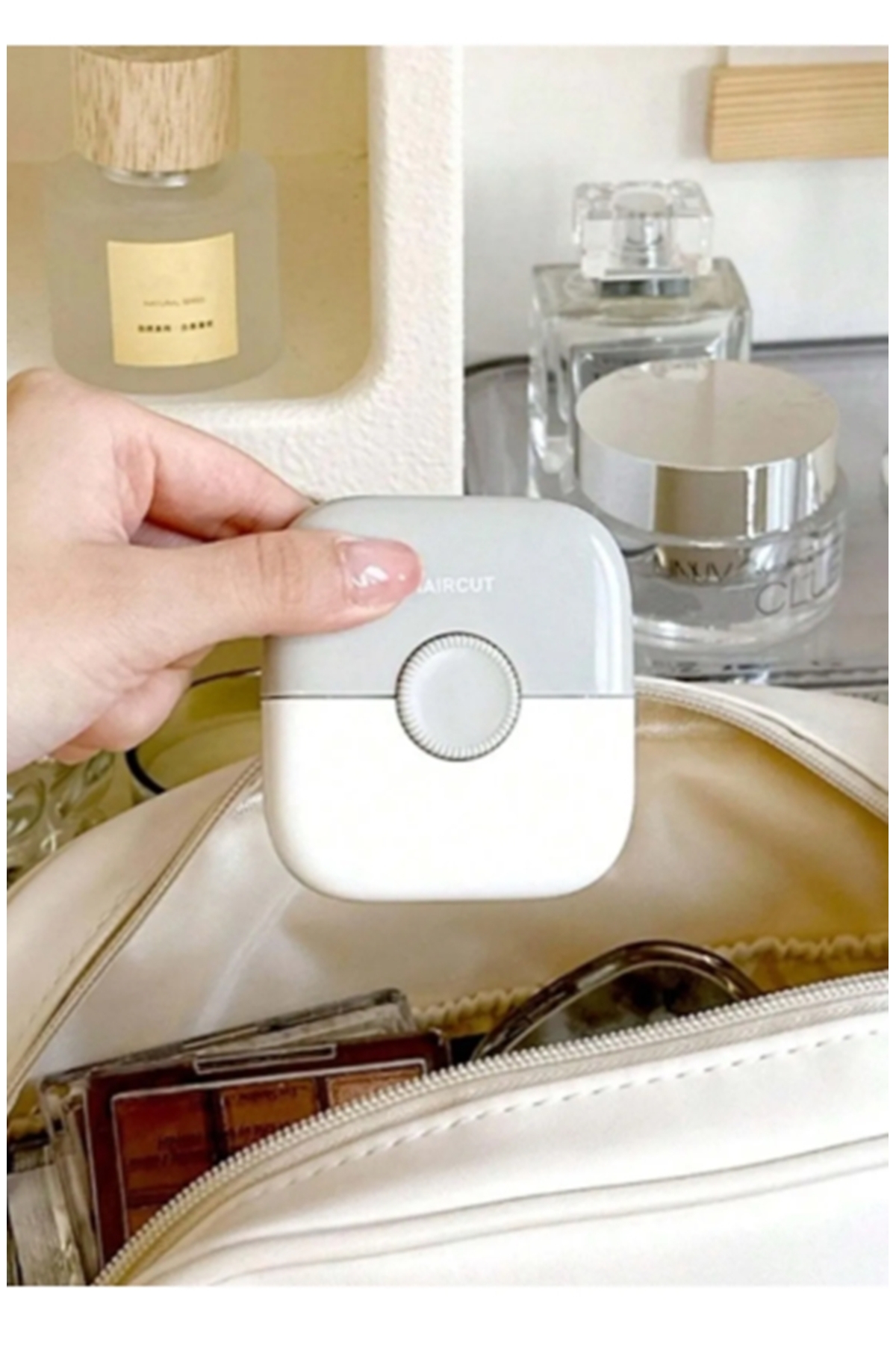 DeftHike Yeni Model Kapaklı ve Çift Taraflı Jilet Uzunluğu Ayarlanabilir Bebekler İçin Saç Düzeltme Tarağı fotoğrafı 2 (önizleme)