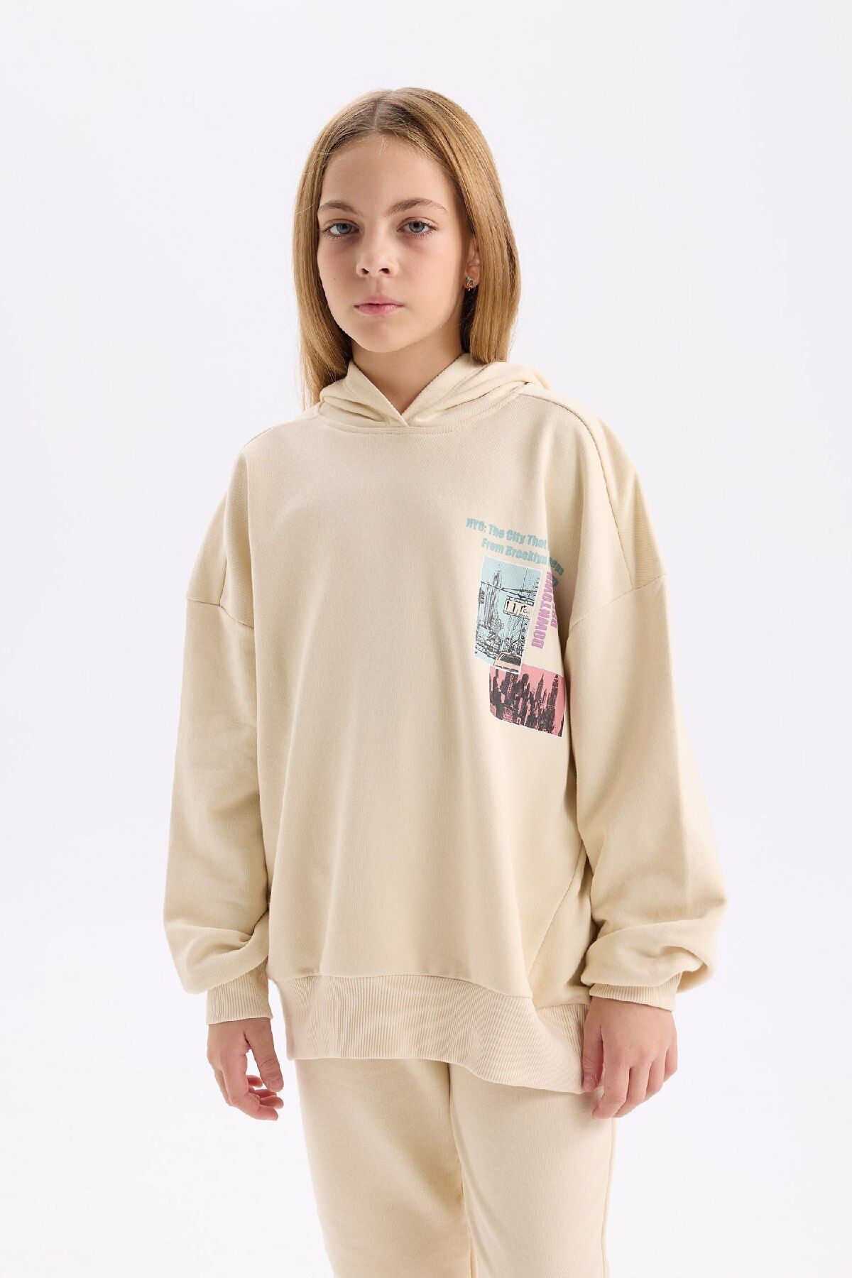 DeFacto-Girl's Crew Neck Printed Sweatshirt and Elastic Jogger Sweatpants Set of 2 - D4057A824Wn 3